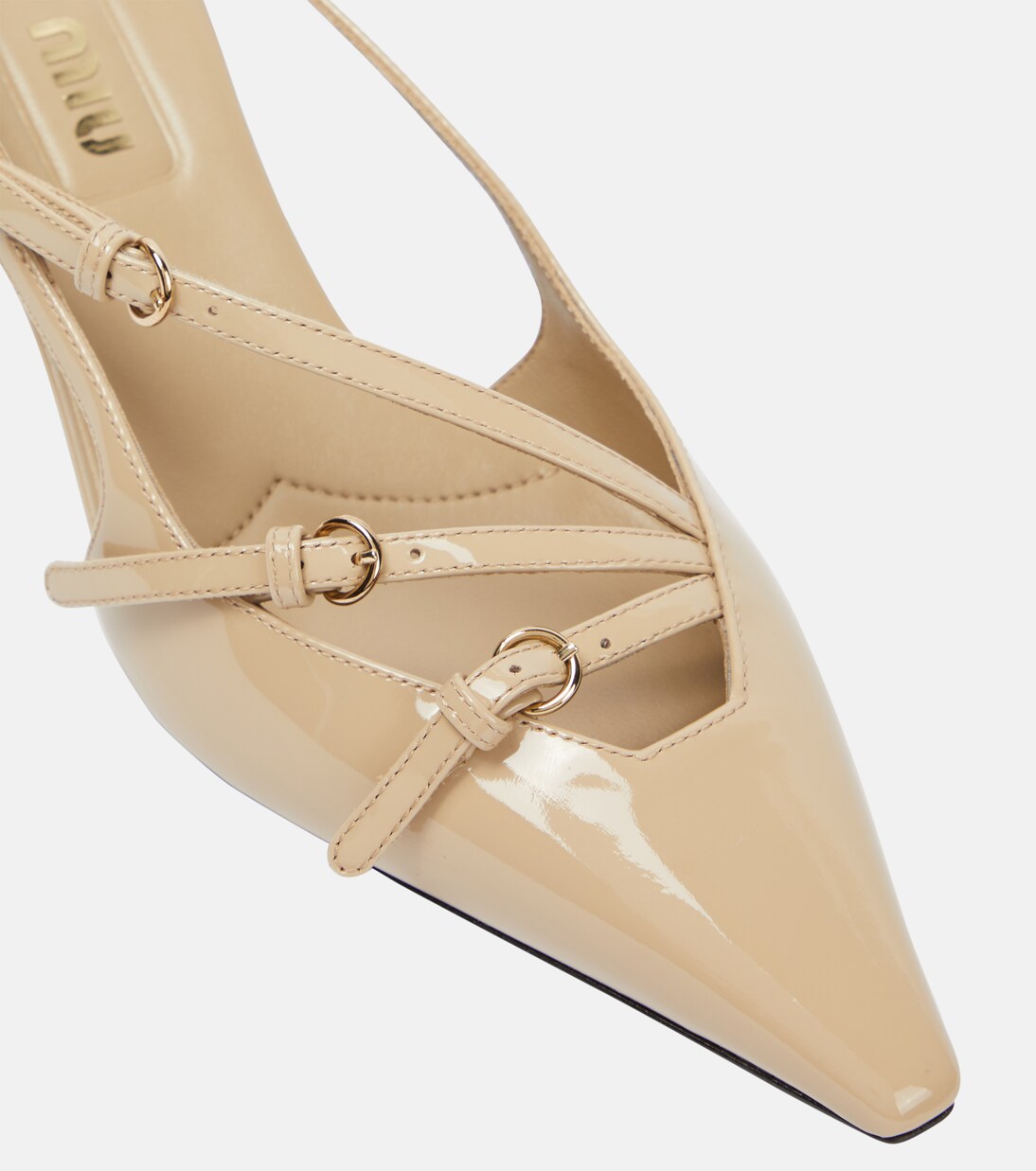 Slingback-Pumps aus Lackleder in Beige - Miu Miu | Mytheresa