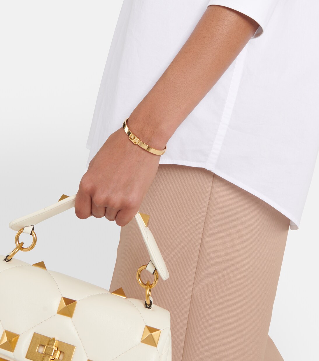 Armreif VLogo Signature Mini in Gold - Valentino | Mytheresa 