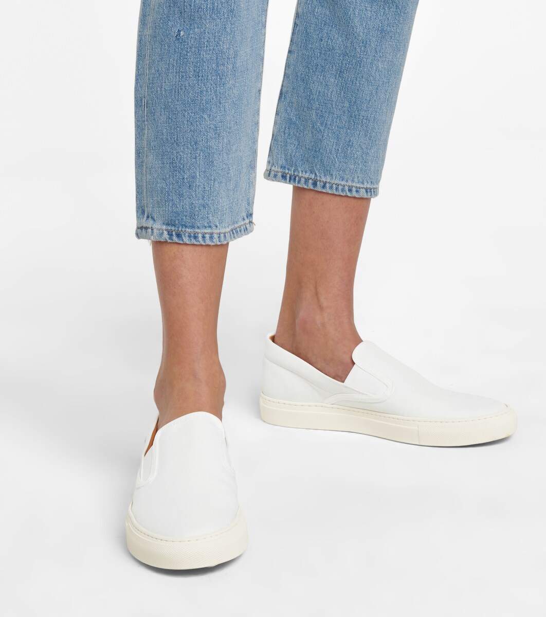 common projects white canvas