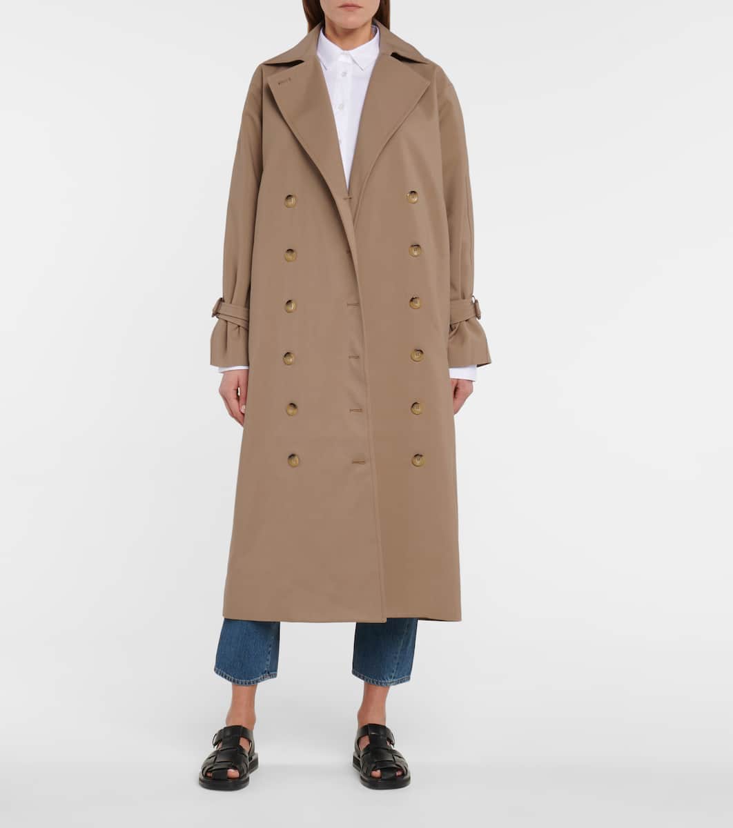 Toteme signature trench clearance