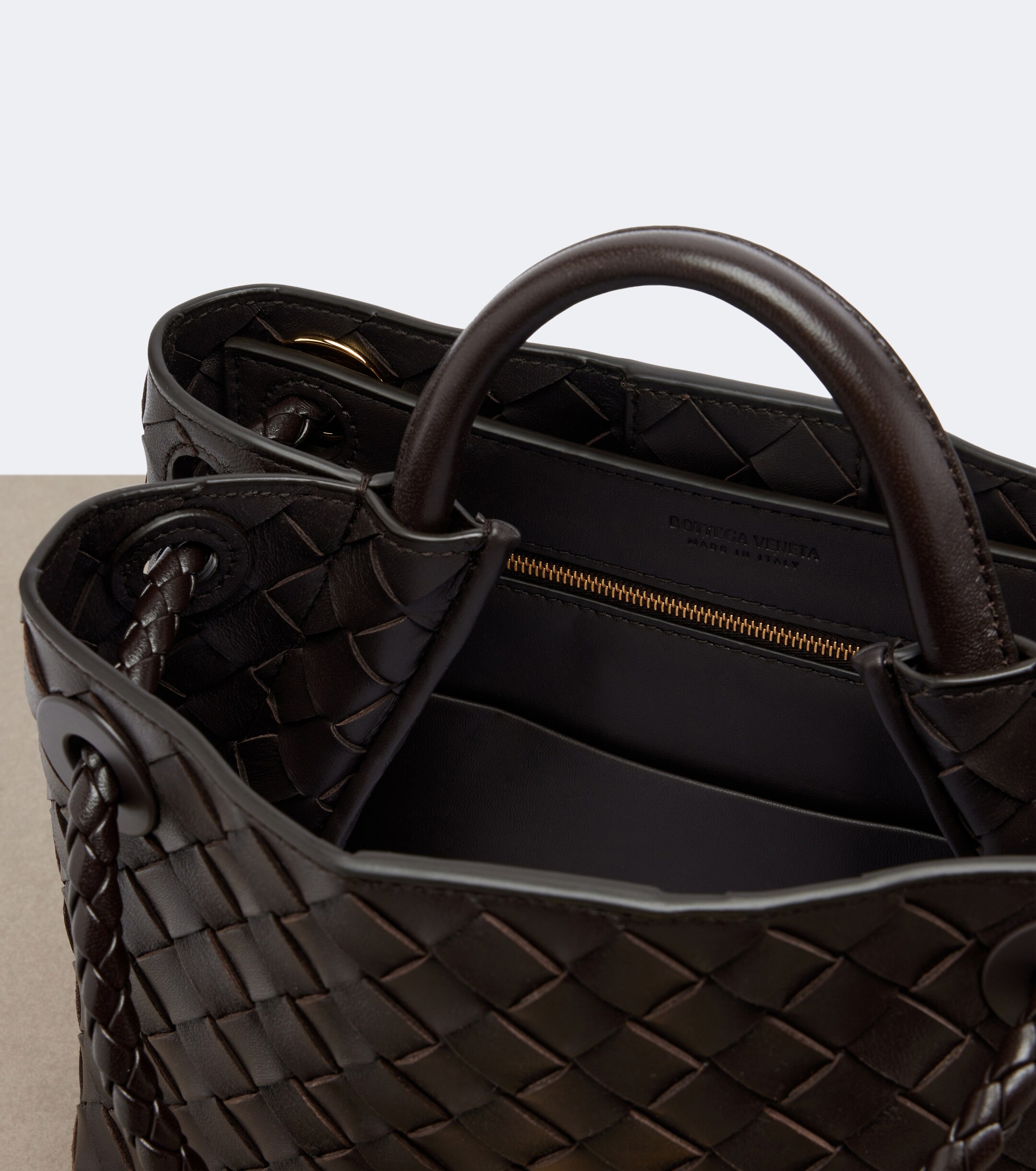 Bottega Veneta Andiamo Small leather top-handle bag