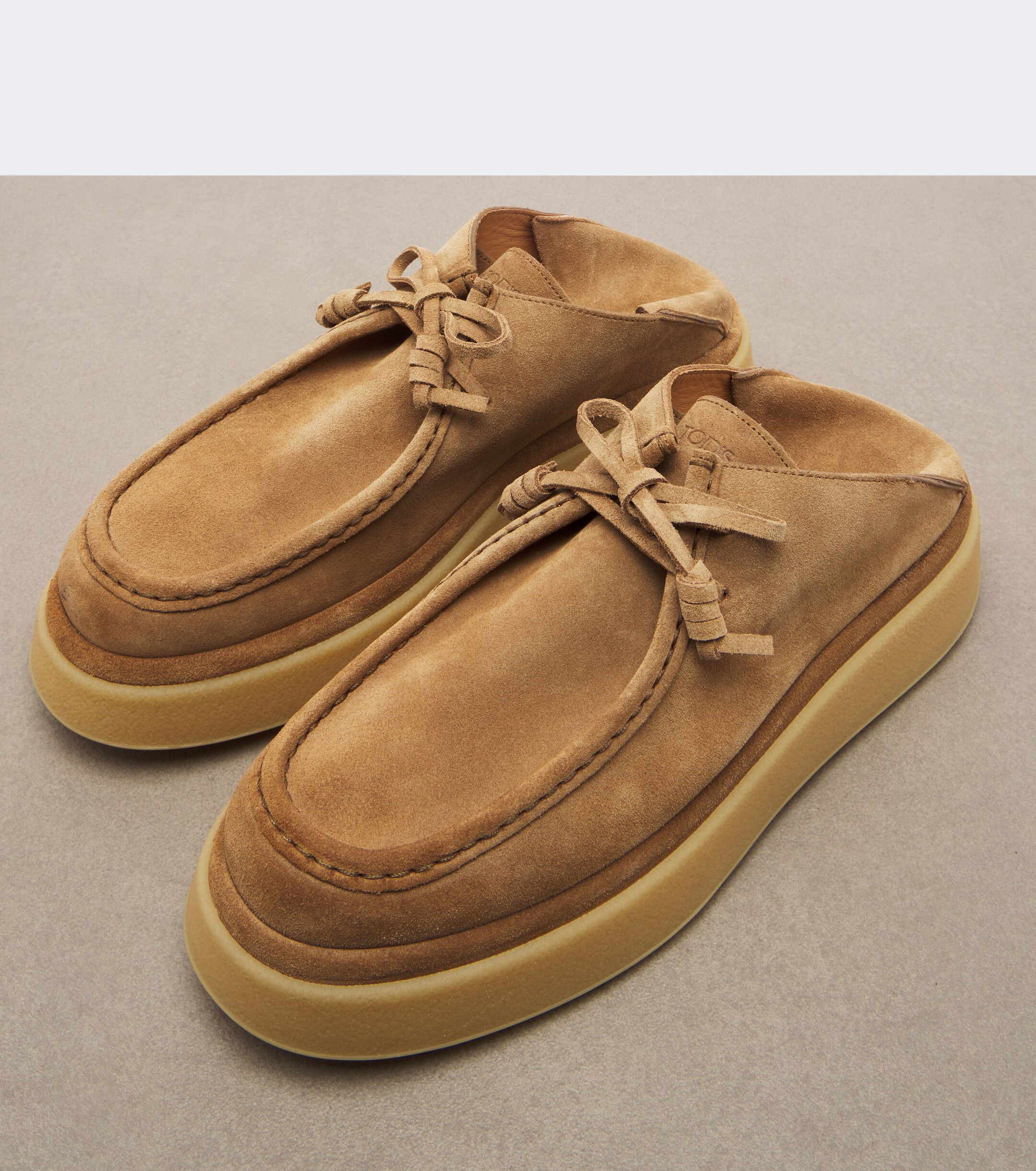Tod's Tod's Gommino suede platform mules