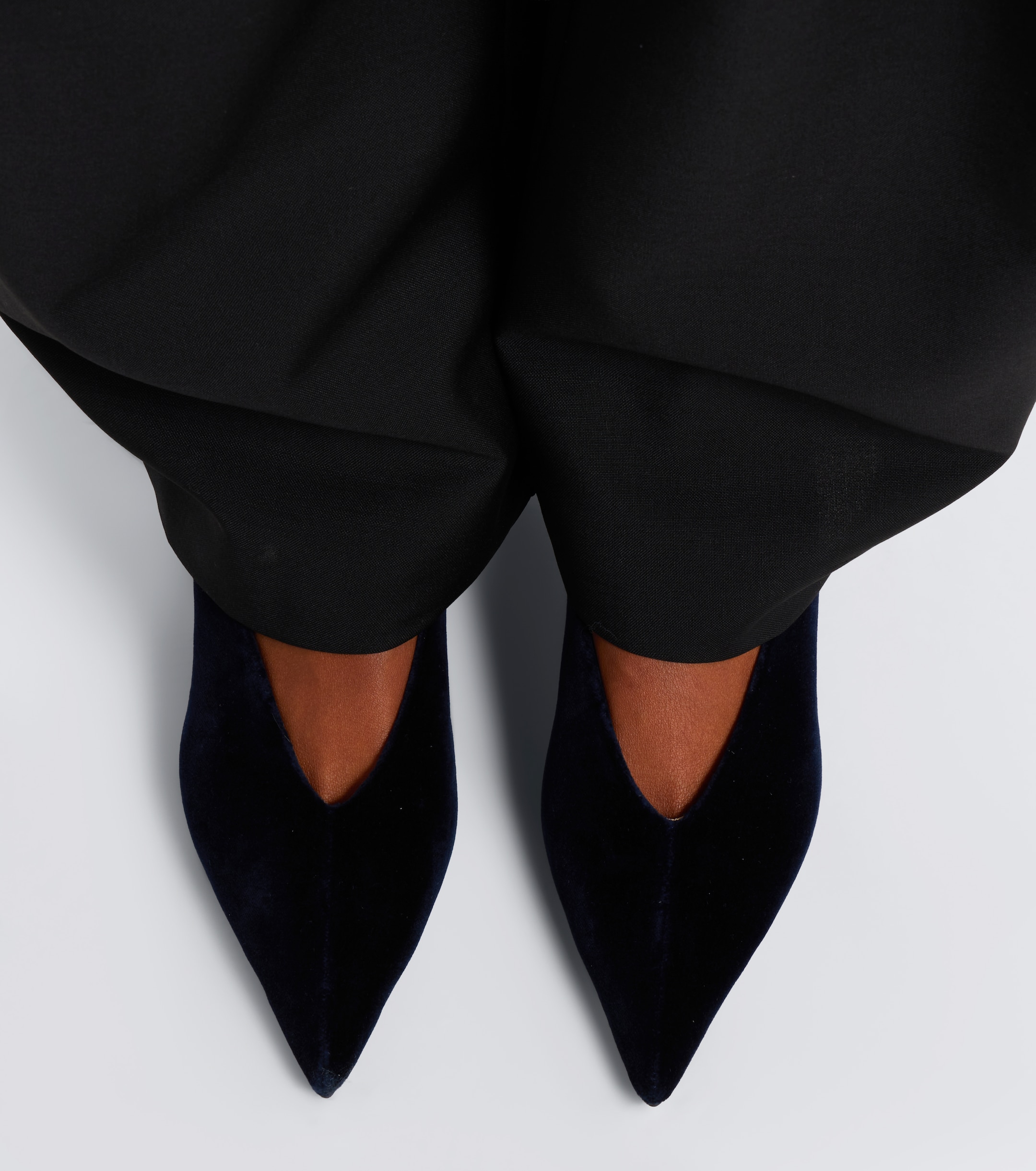 LE MONDE BERYL Le Monde Béryl Babouche velvet pumps