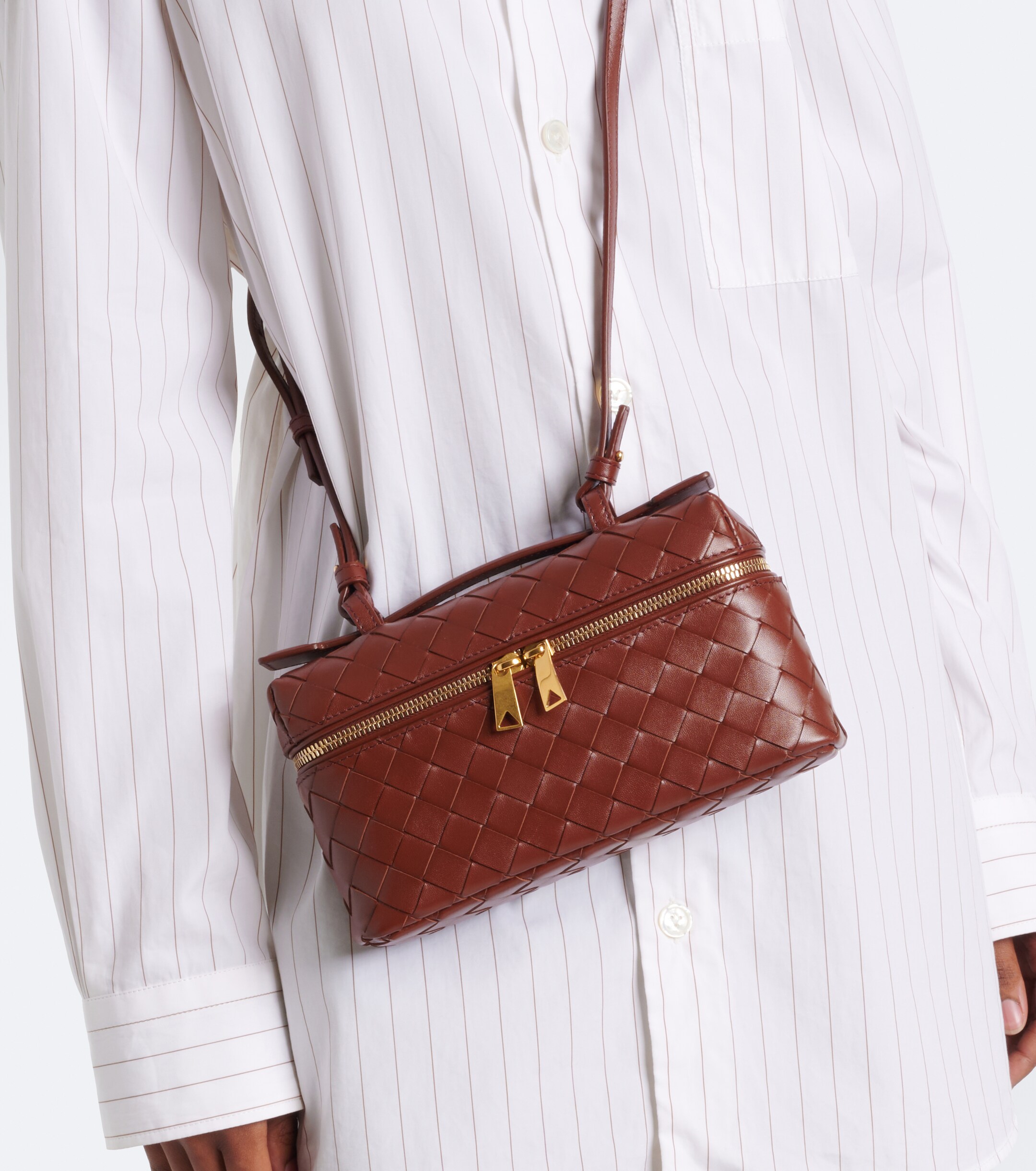 Bottega Veneta Bang Bang Intrecciato leather vanity bag