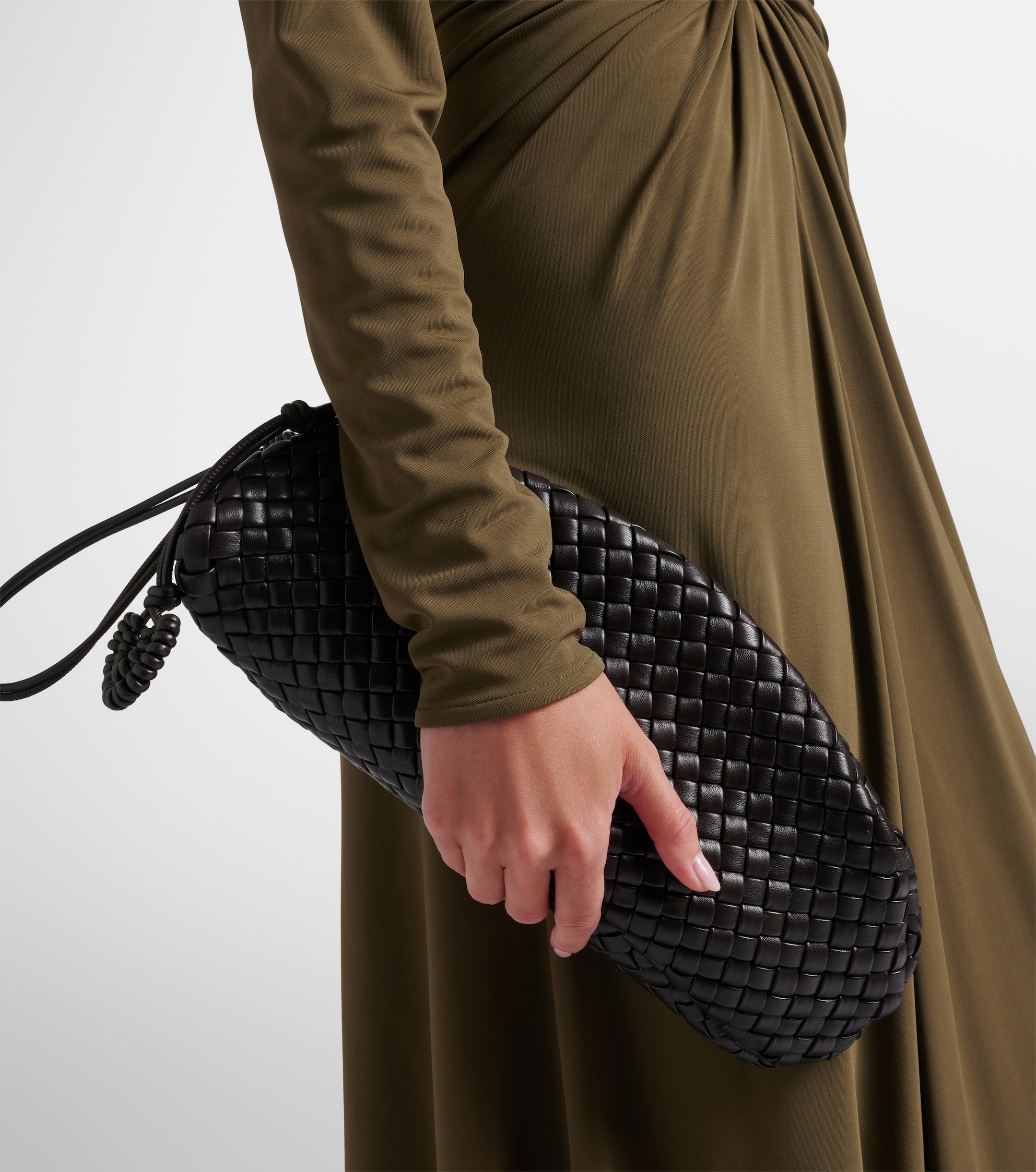 Bottega Veneta Onda Small Intreccio leather clutch