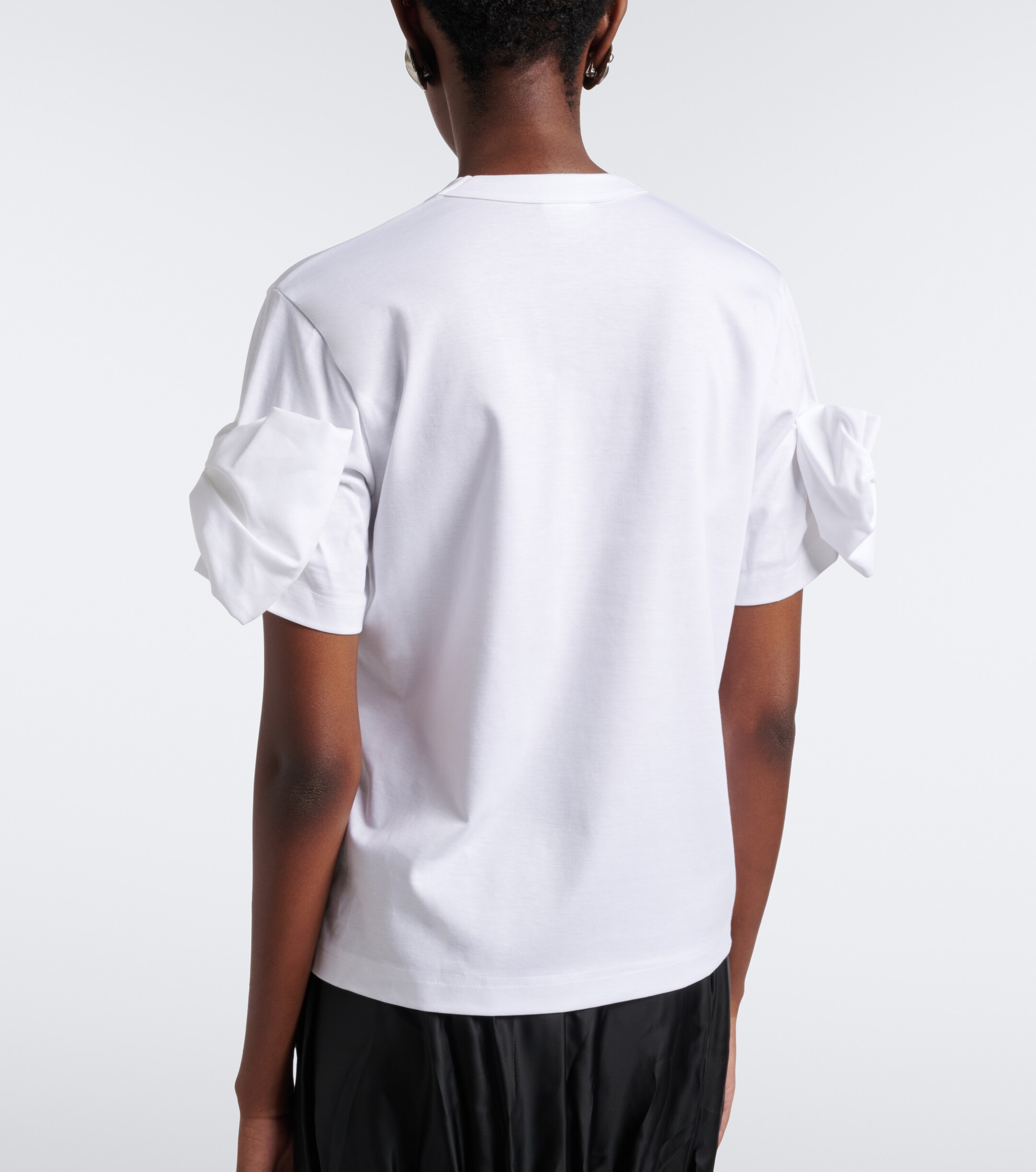 Noir Kei Ninomiya Noir Kei Ninomiya Bow-detail cotton jersey T-shirt