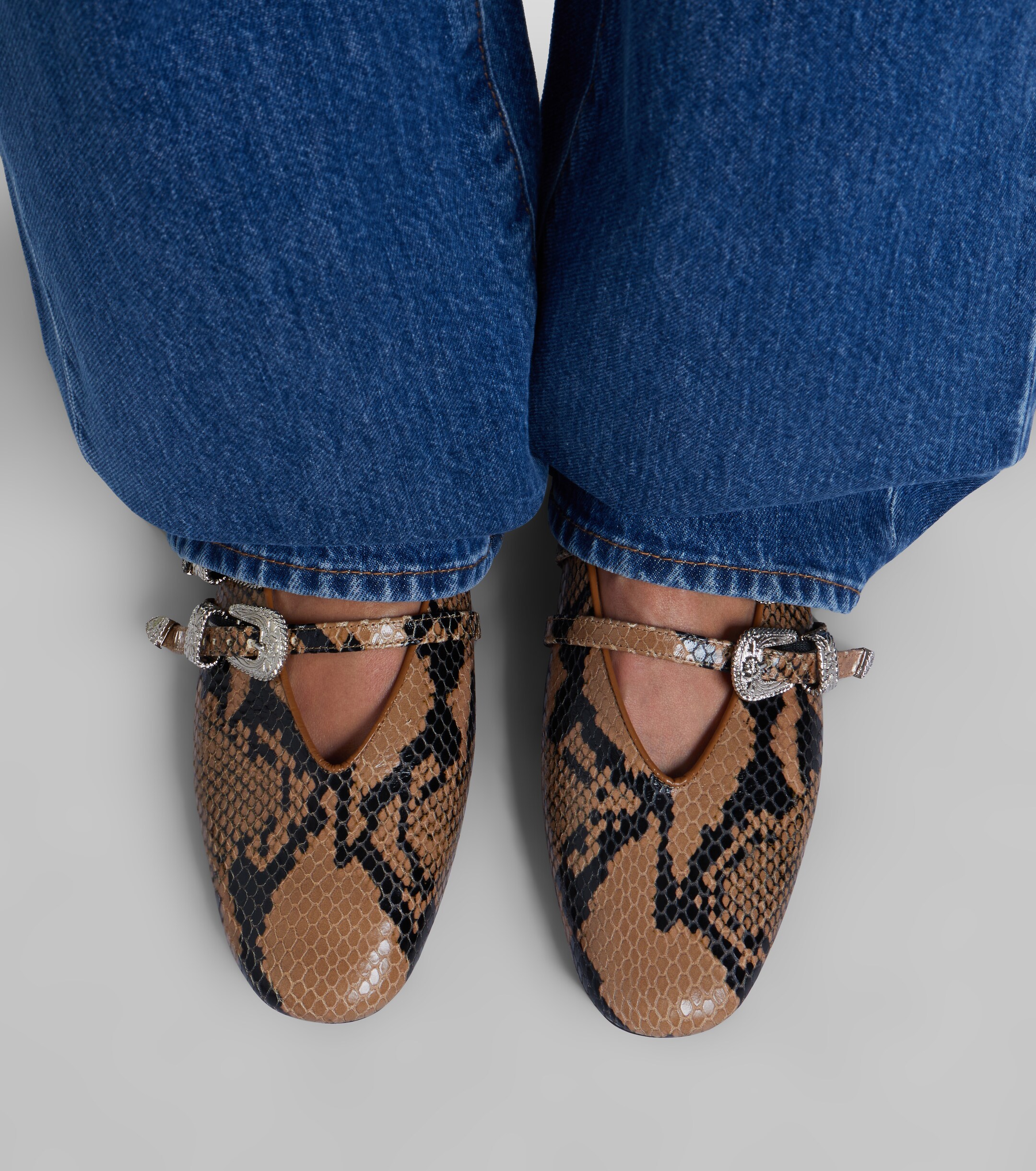LE MONDE BERYL Le Monde Béryl Classic Claudia leather Mary Jane flats