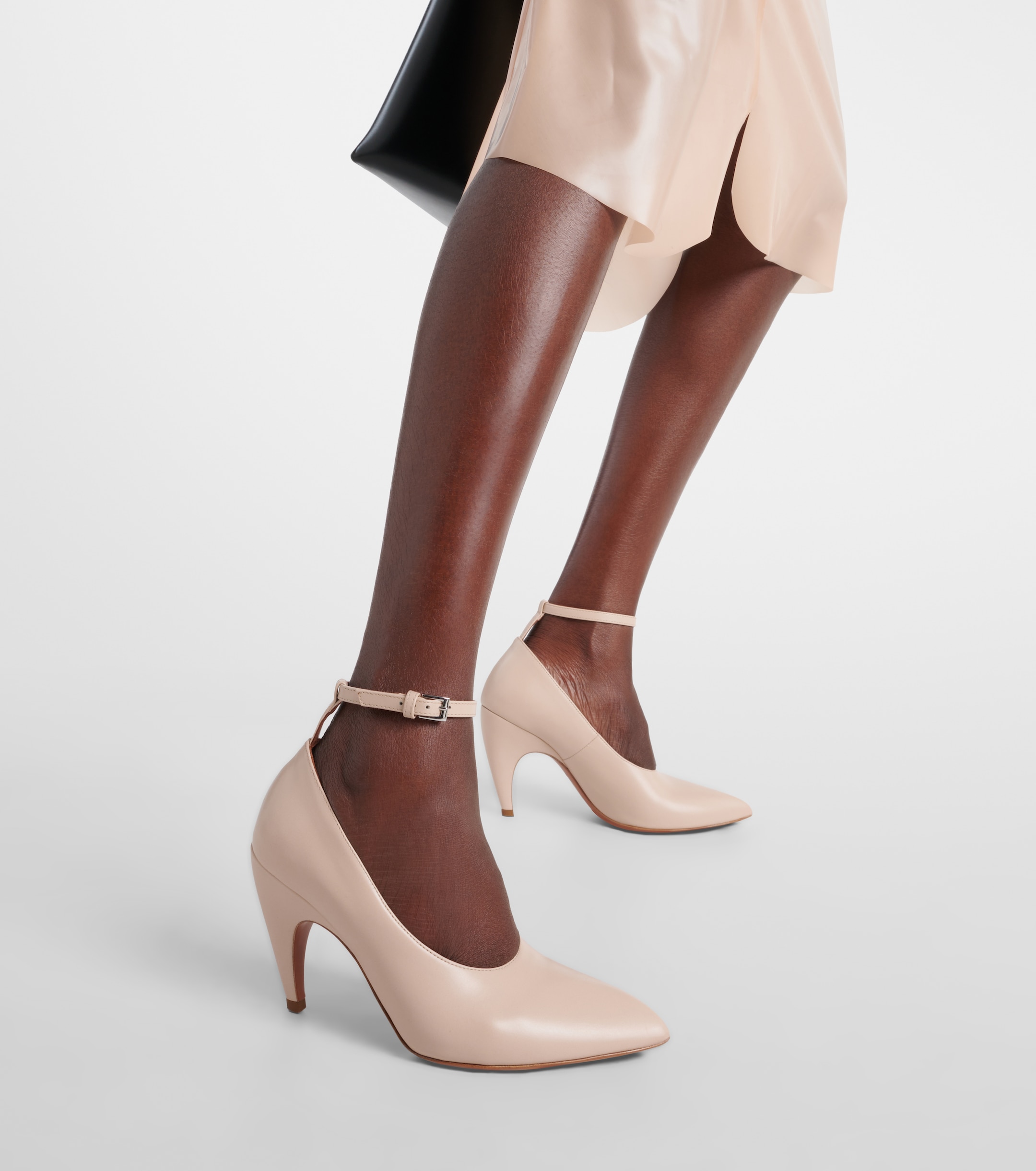 Alaïa Shark leather pumps thumbnail