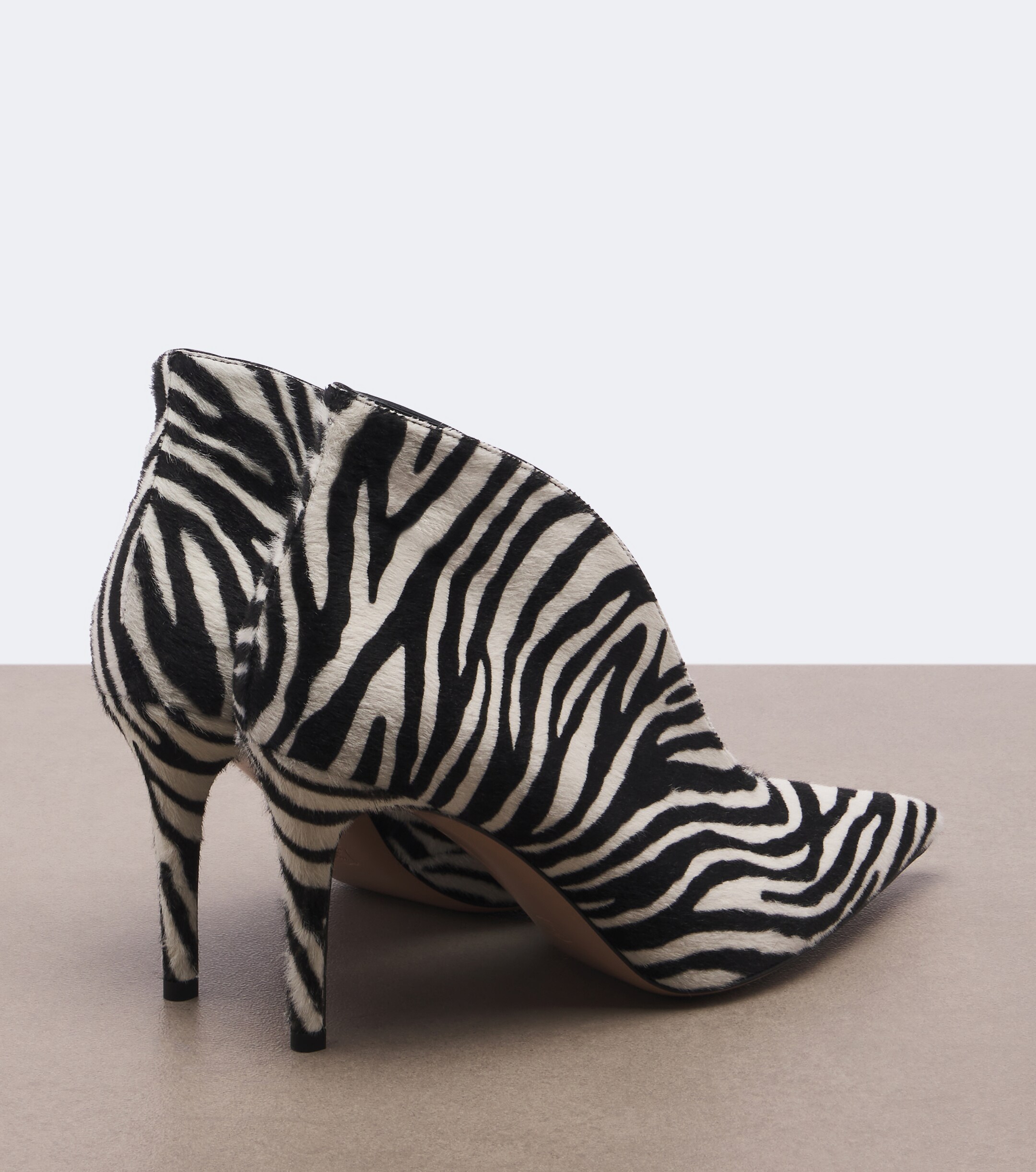 GIANVITO ROSSI Gianvito Rossi Vania zebra-print calf hair pumps