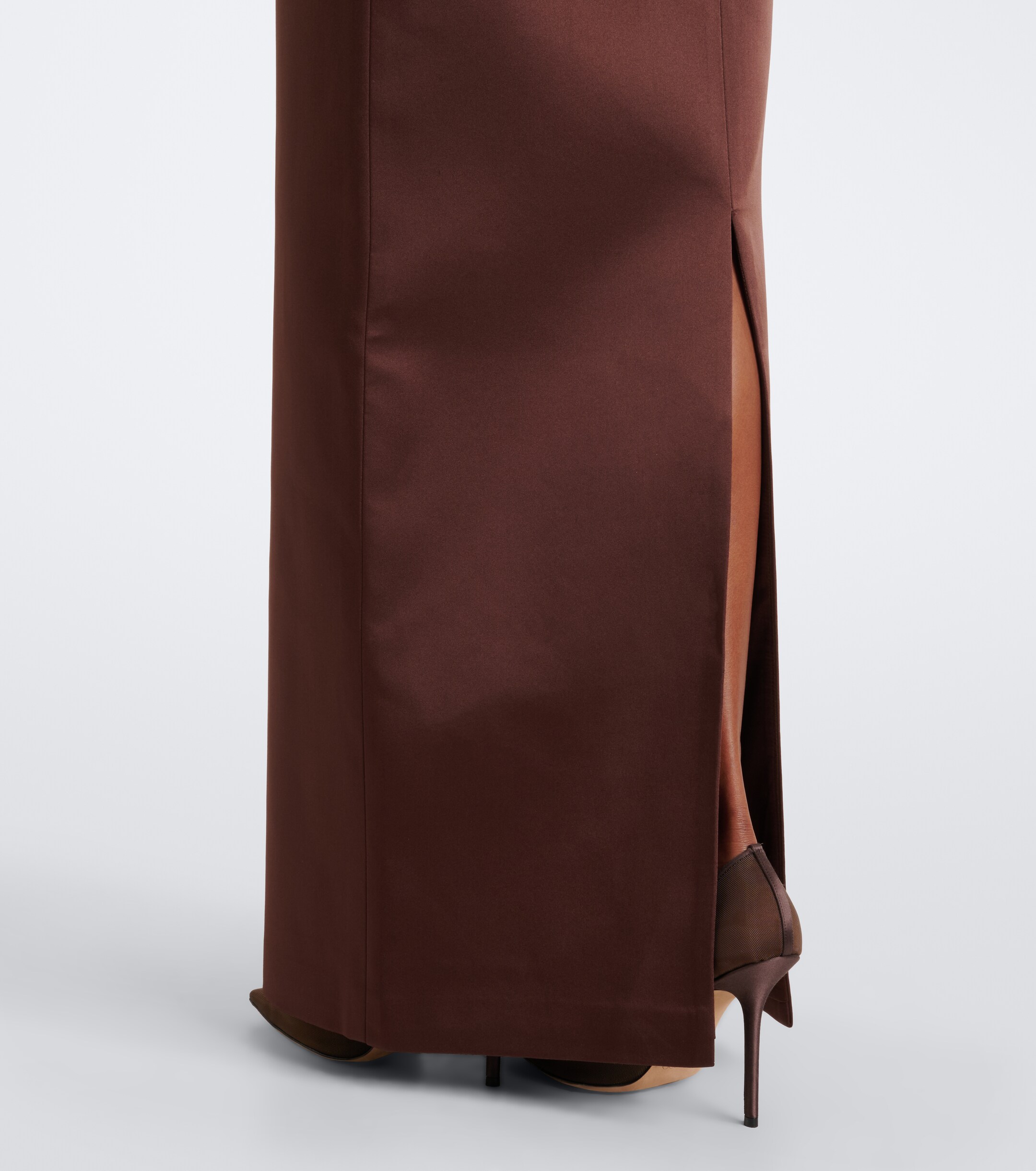 The New Arrivals Ilkyaz Ozel The New Arrivals Ilkyaz Ozel Embellished satin bustier gown