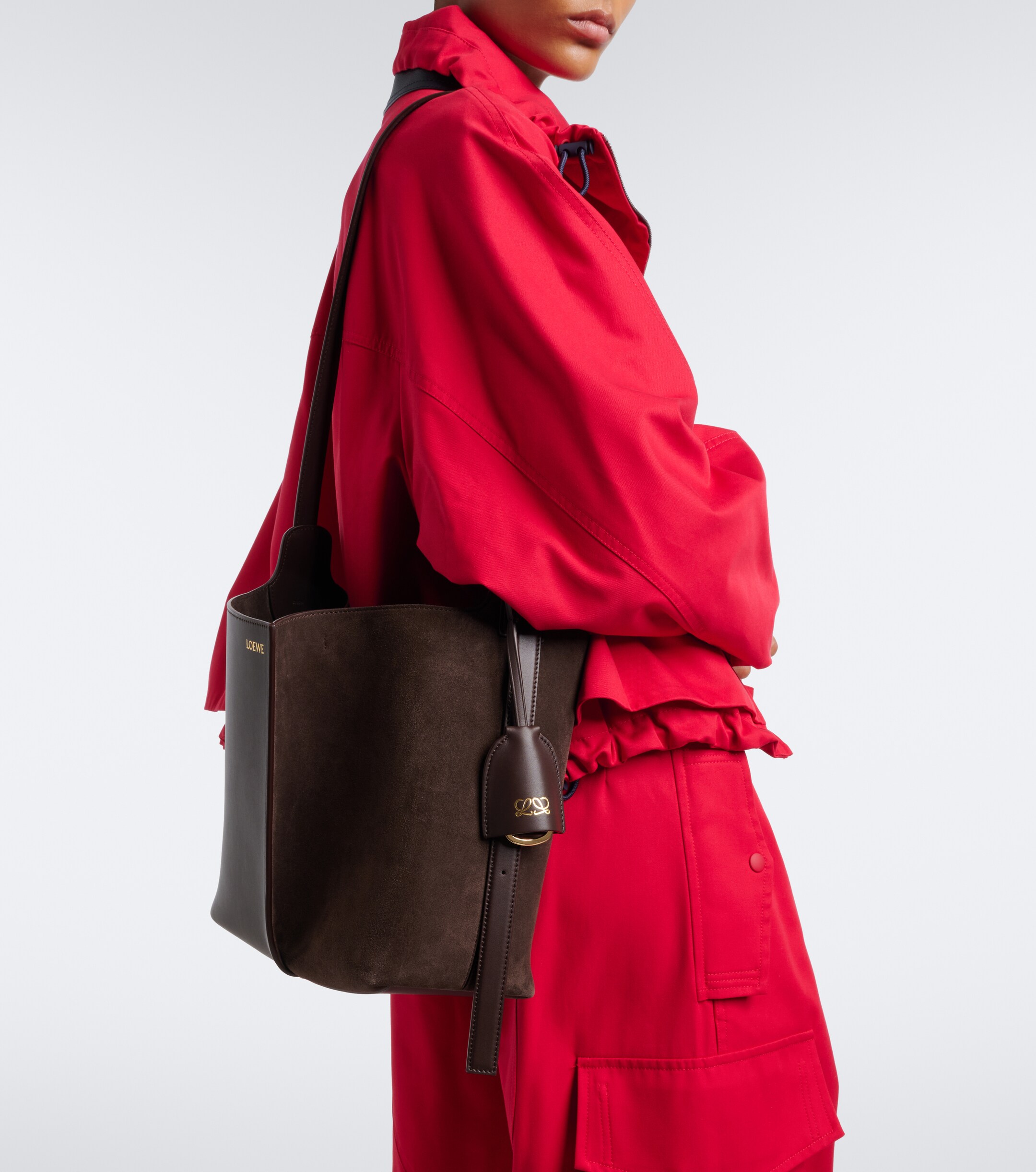 Loewe Bilbao Medium leather bucket bag