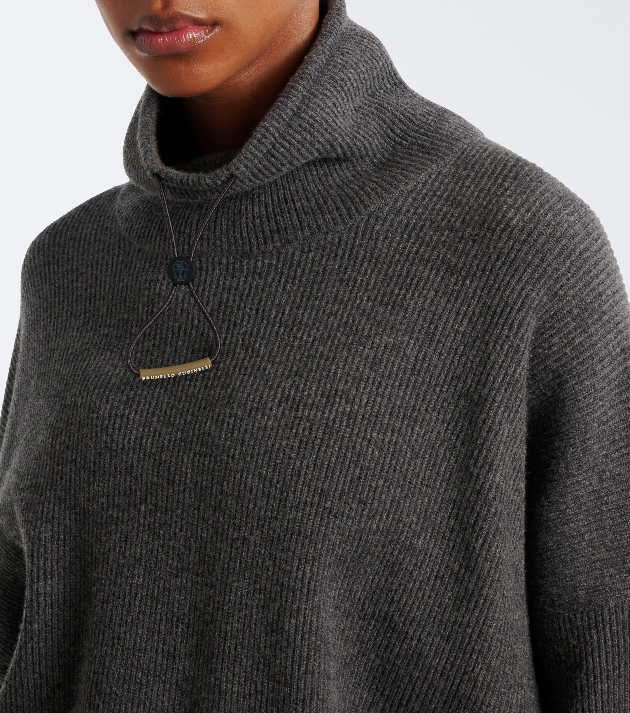 Brunello Cucinelli Brunello Cucinelli Wool, silk, and cashmere turtleneck sweater