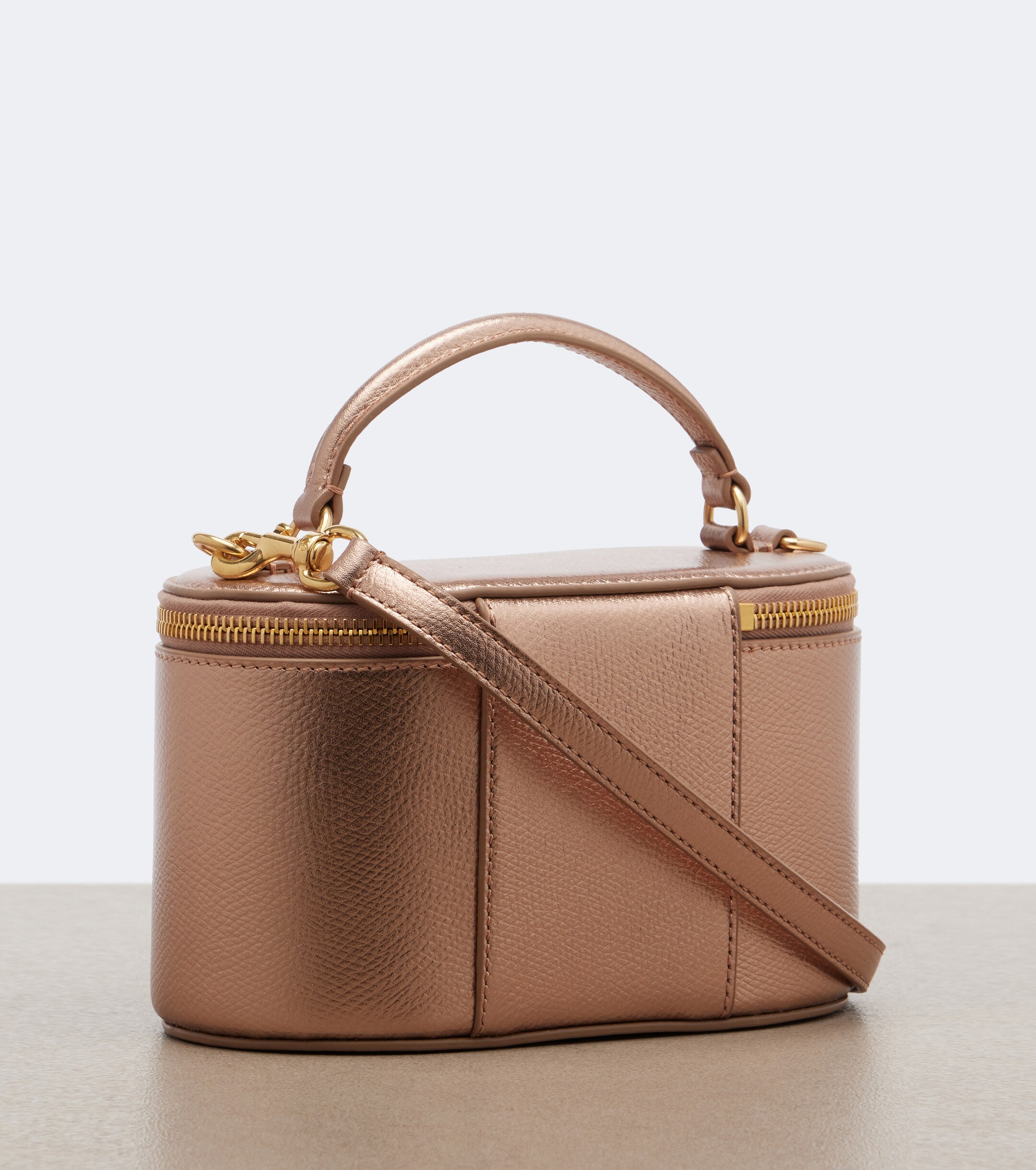 Valentino Garavani Vlogo Small leather top handle bag thumbnail
