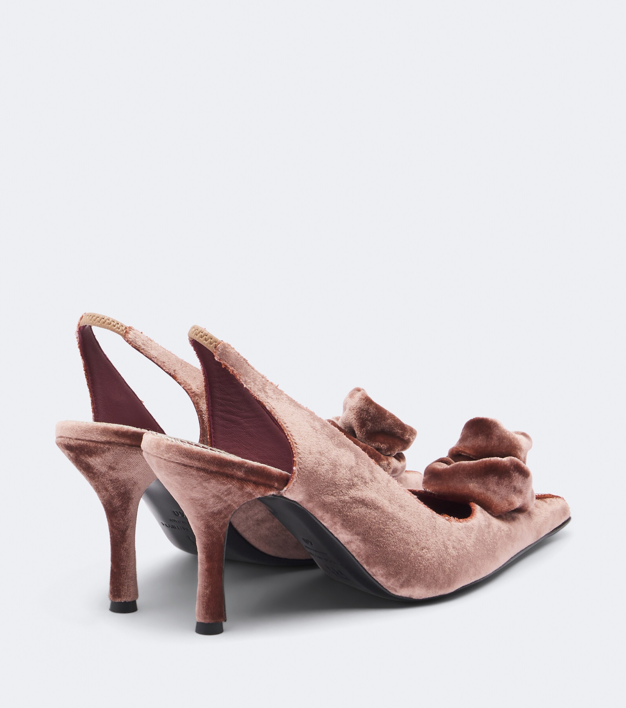 Magda Butrym Magda Butrym Floral-appliqué velvet slingback pumps