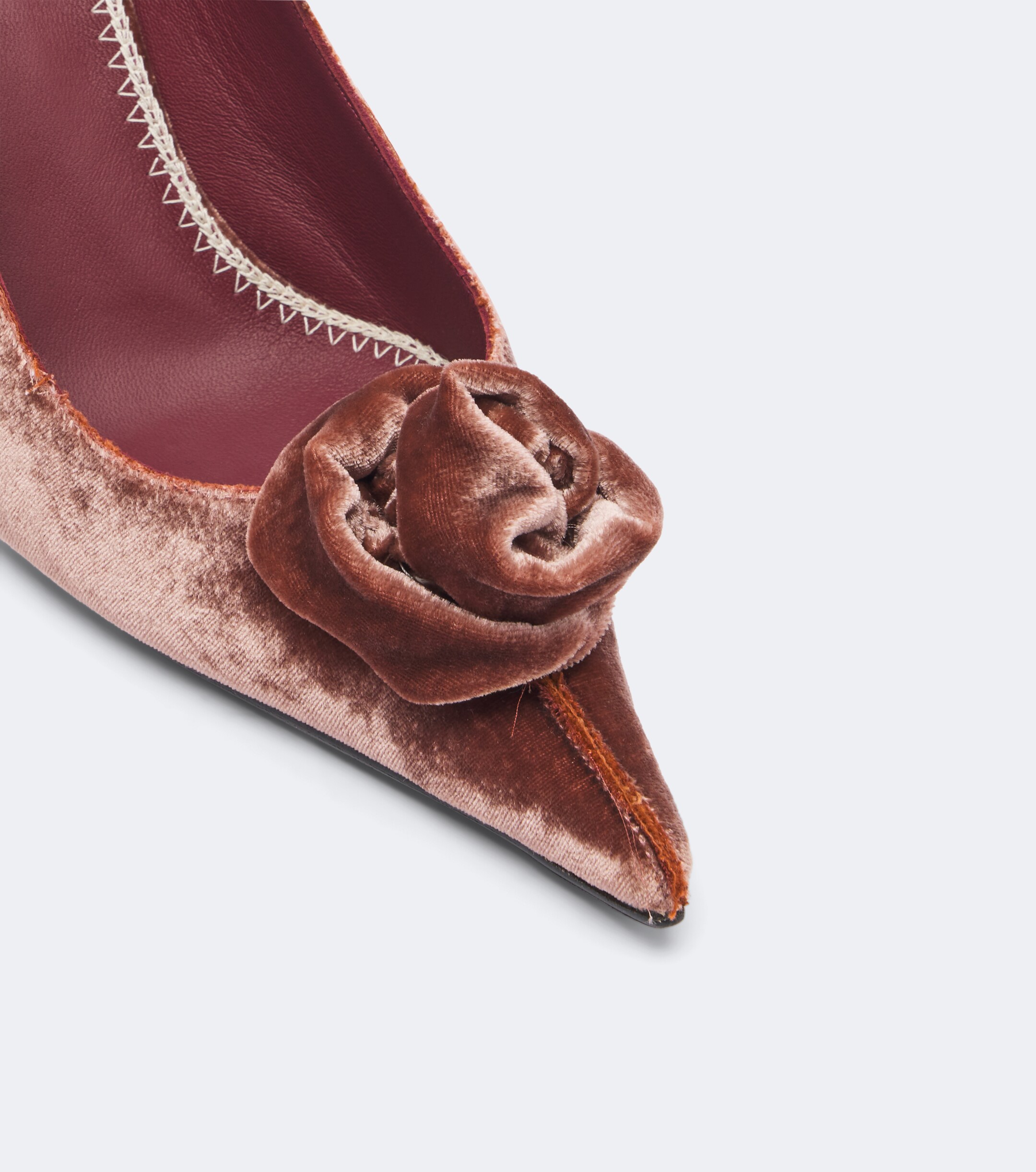 Magda Butrym Magda Butrym Floral-appliqué velvet slingback pumps