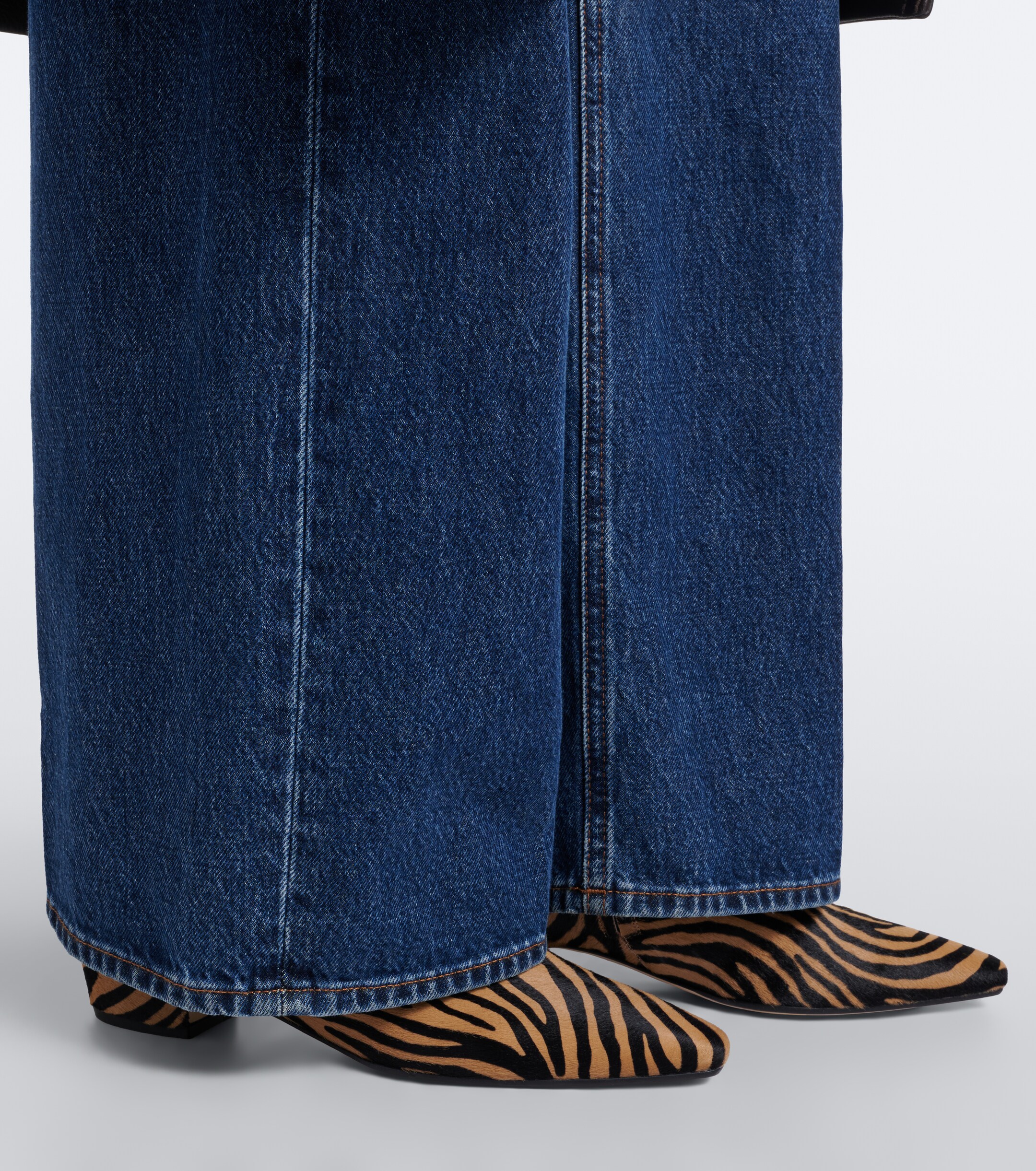 AEYDE Aeyde Lila zebra-print calf hair ankle boots