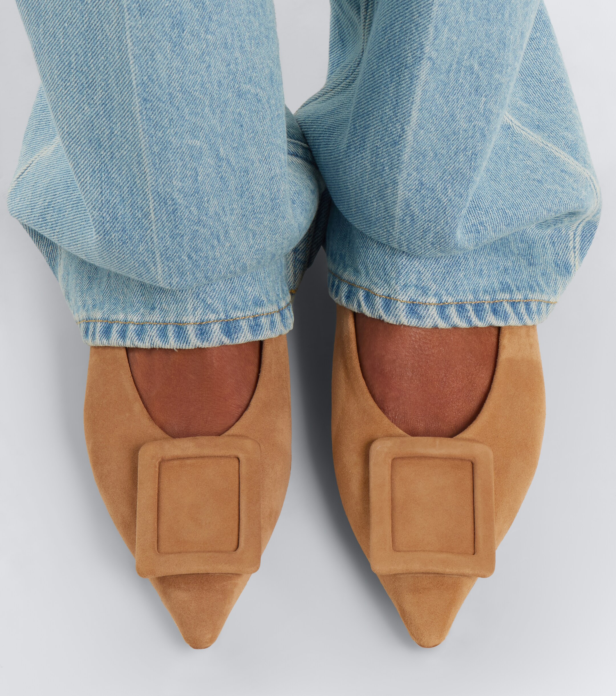 ROGER VIVIER Roger Vivier Viv' in The City suede ballet flats