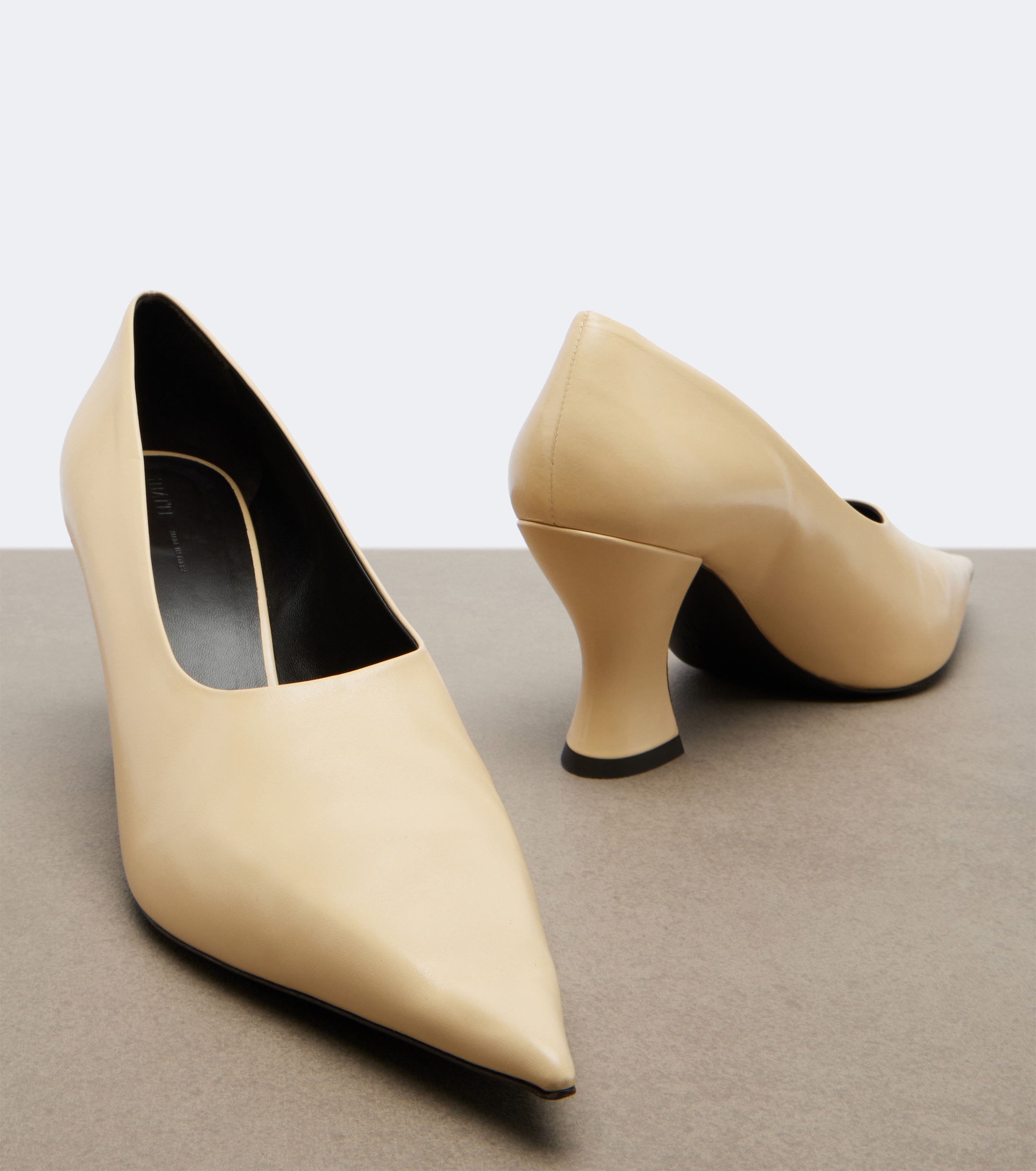 KHAITE Khaite Colleen leather pumps