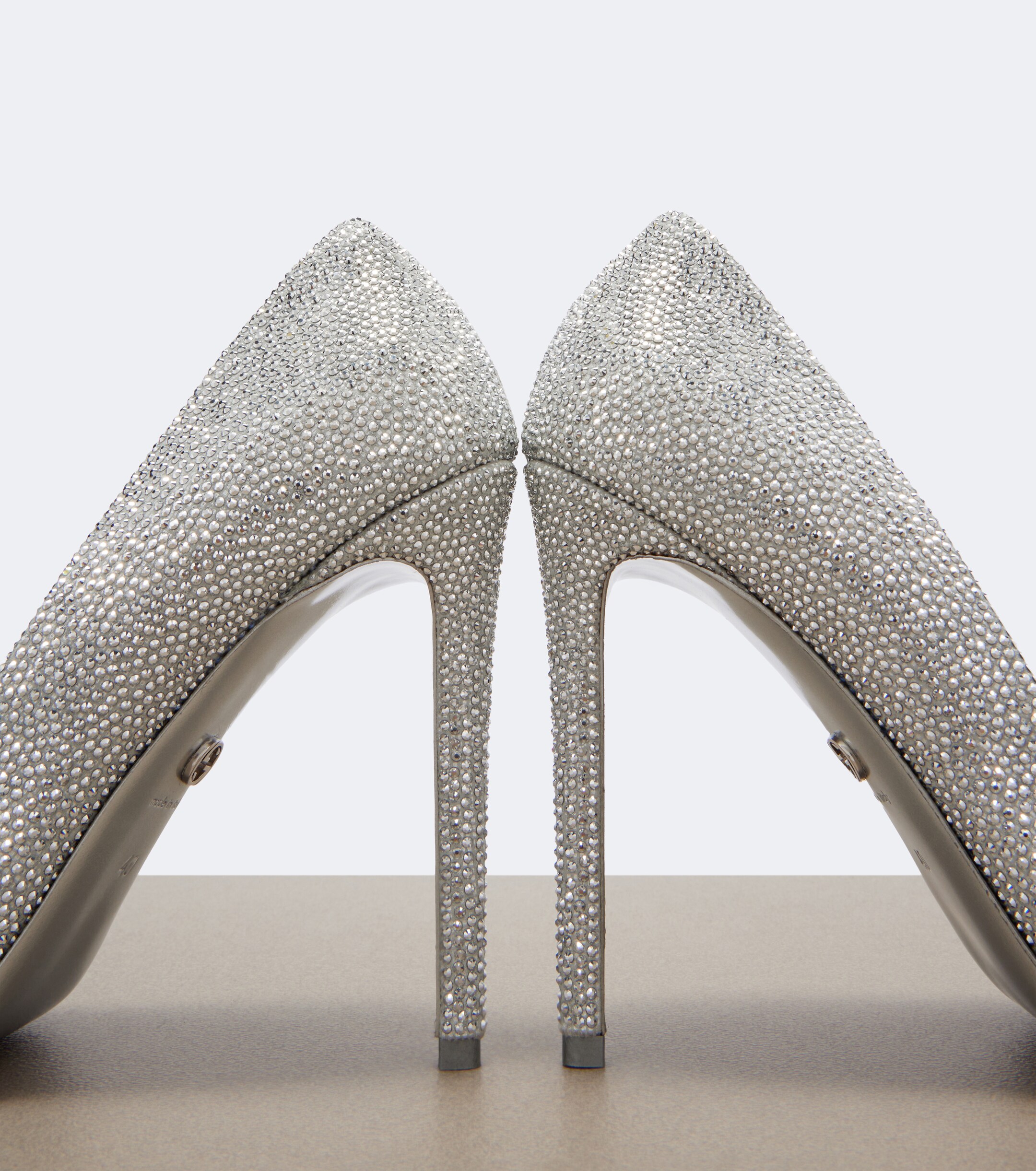 Gucci Gucci Donna embellished metallic leather pumps