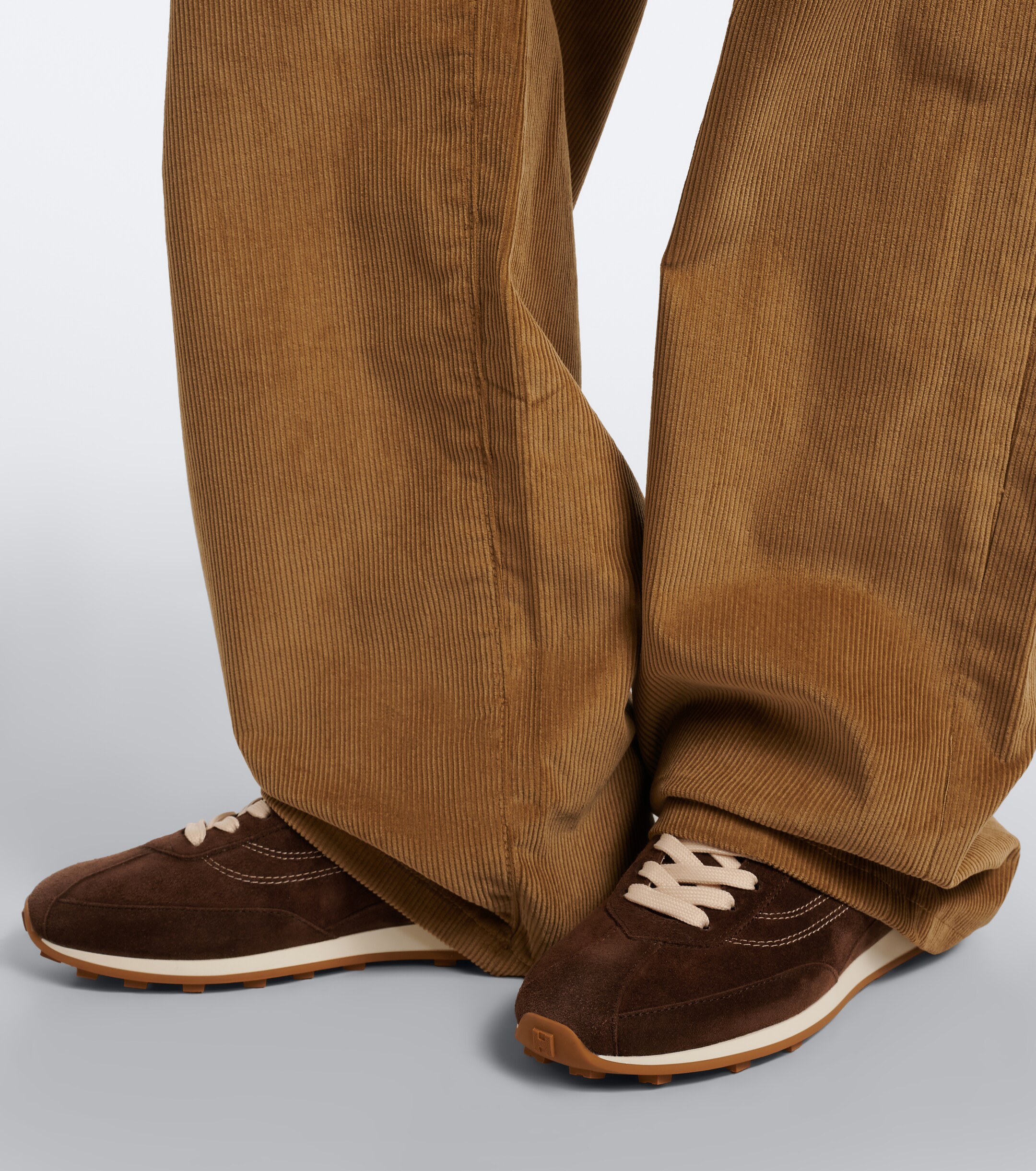 Hogan Hogan H699 suede sneakers