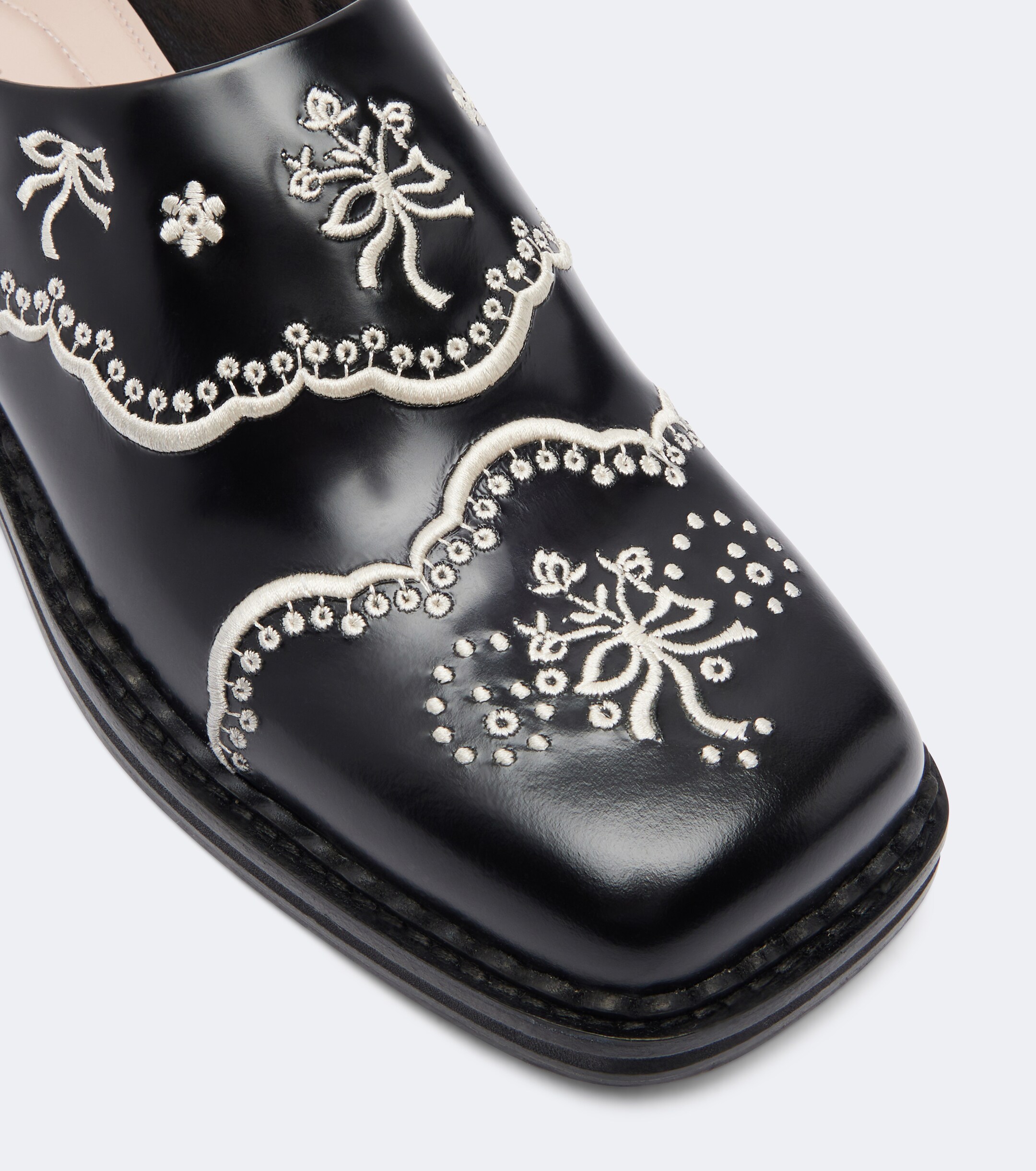 Simone Rocha Simone Rocha Embroidered leather mules