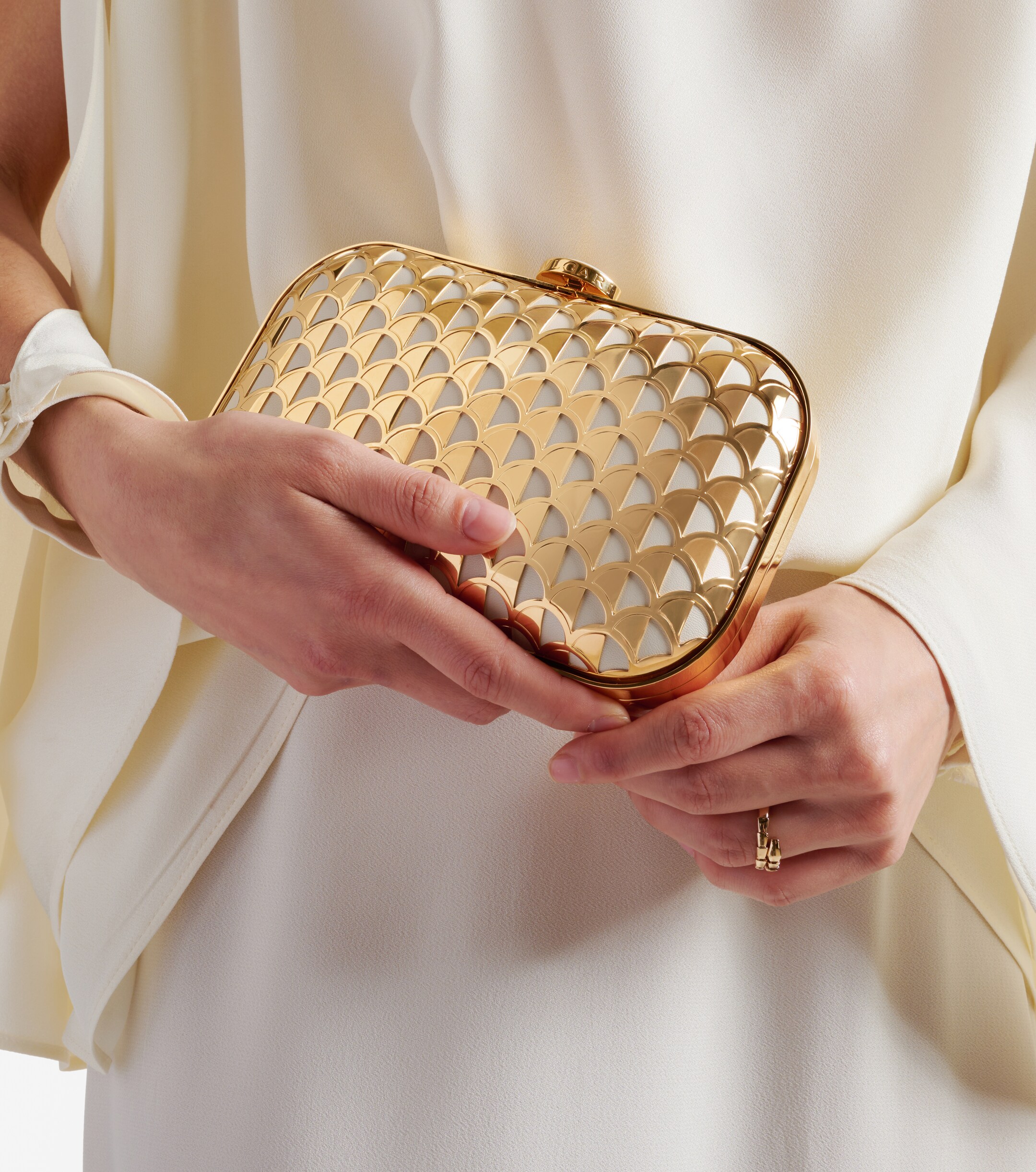 Bvlgari Bvlgari Calla gold-plated clutch