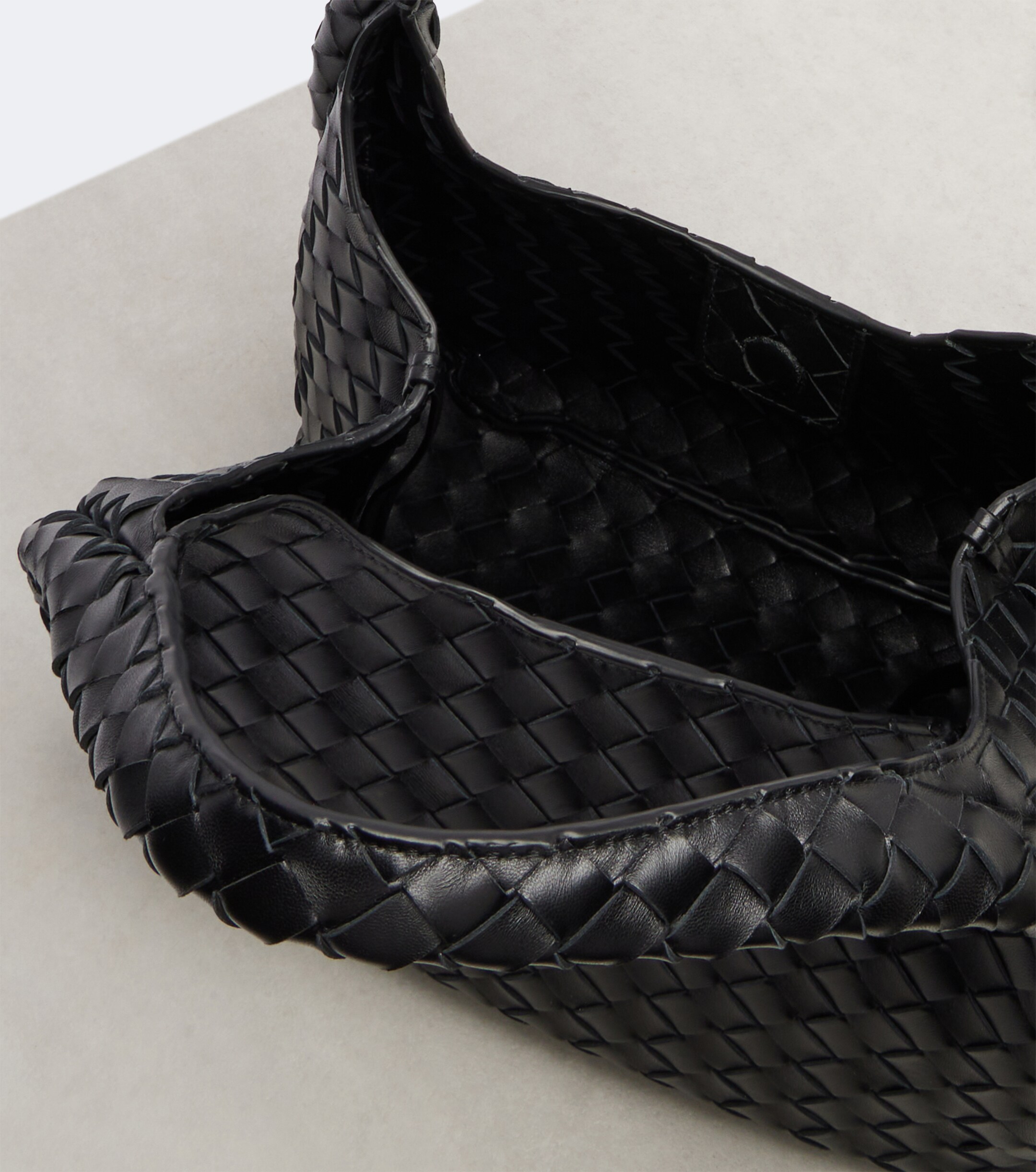 Bottega Veneta Campana Medium leather shoulder bag