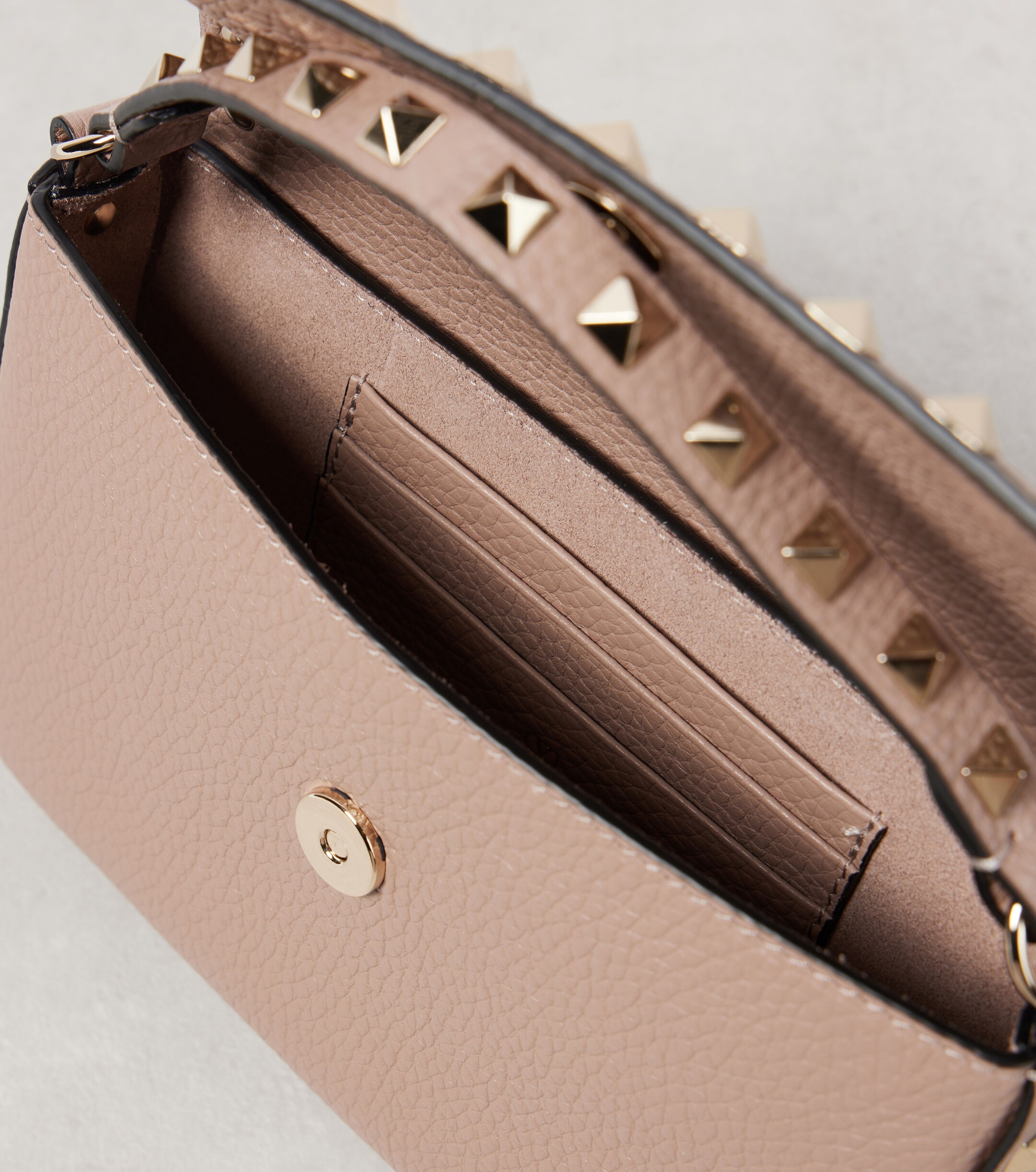 Valentino Garavani Rockstud Small leather shoulder bag thumbnail