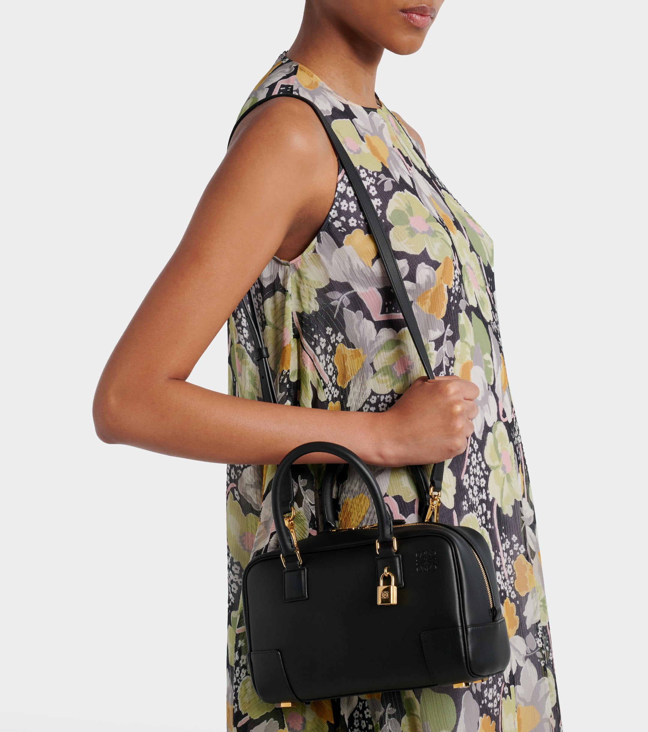 Loewe Amazona 23 leather top-handle bag