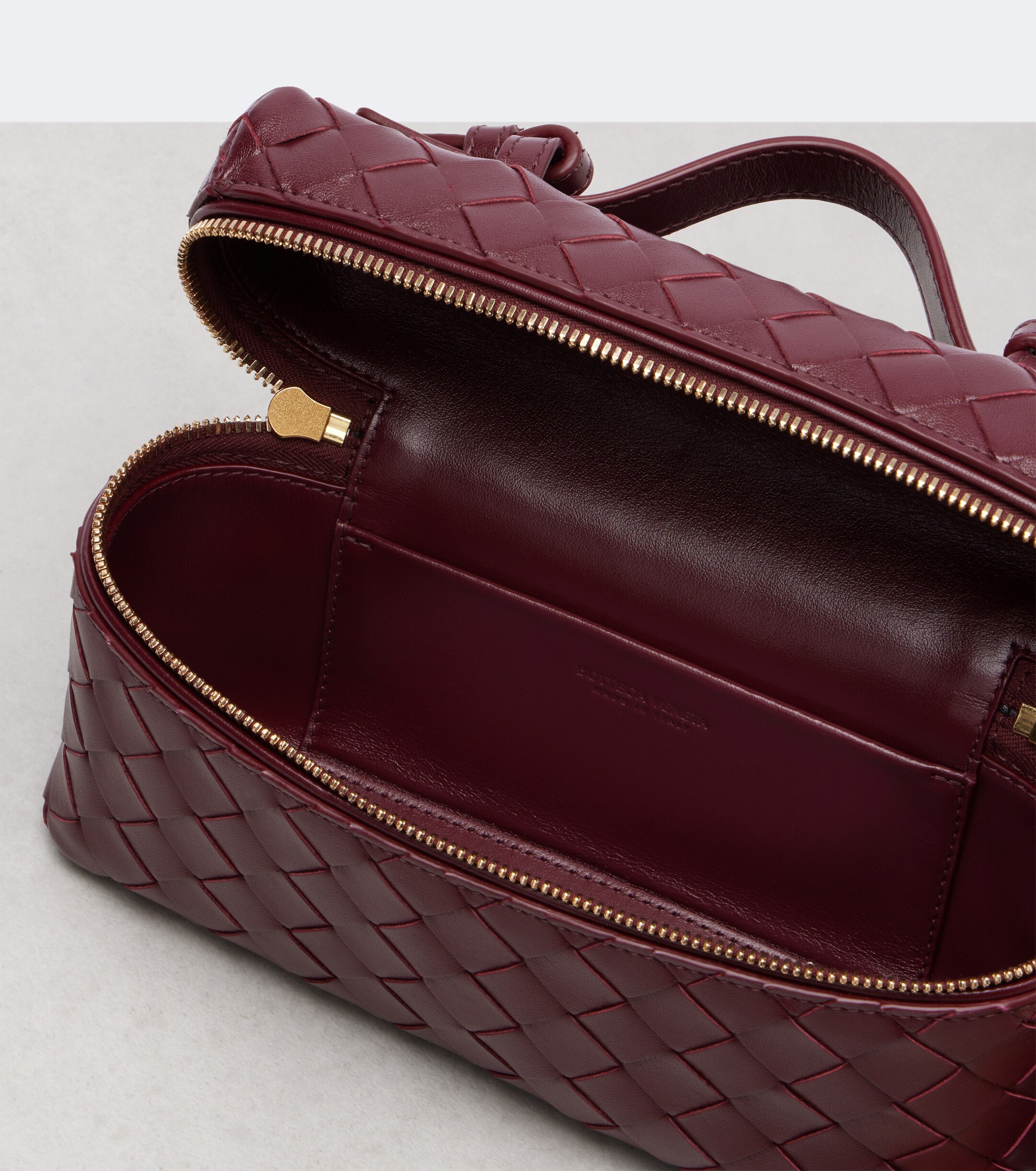 Bottega Veneta Bang Bang Intrecciato leather vanity bag