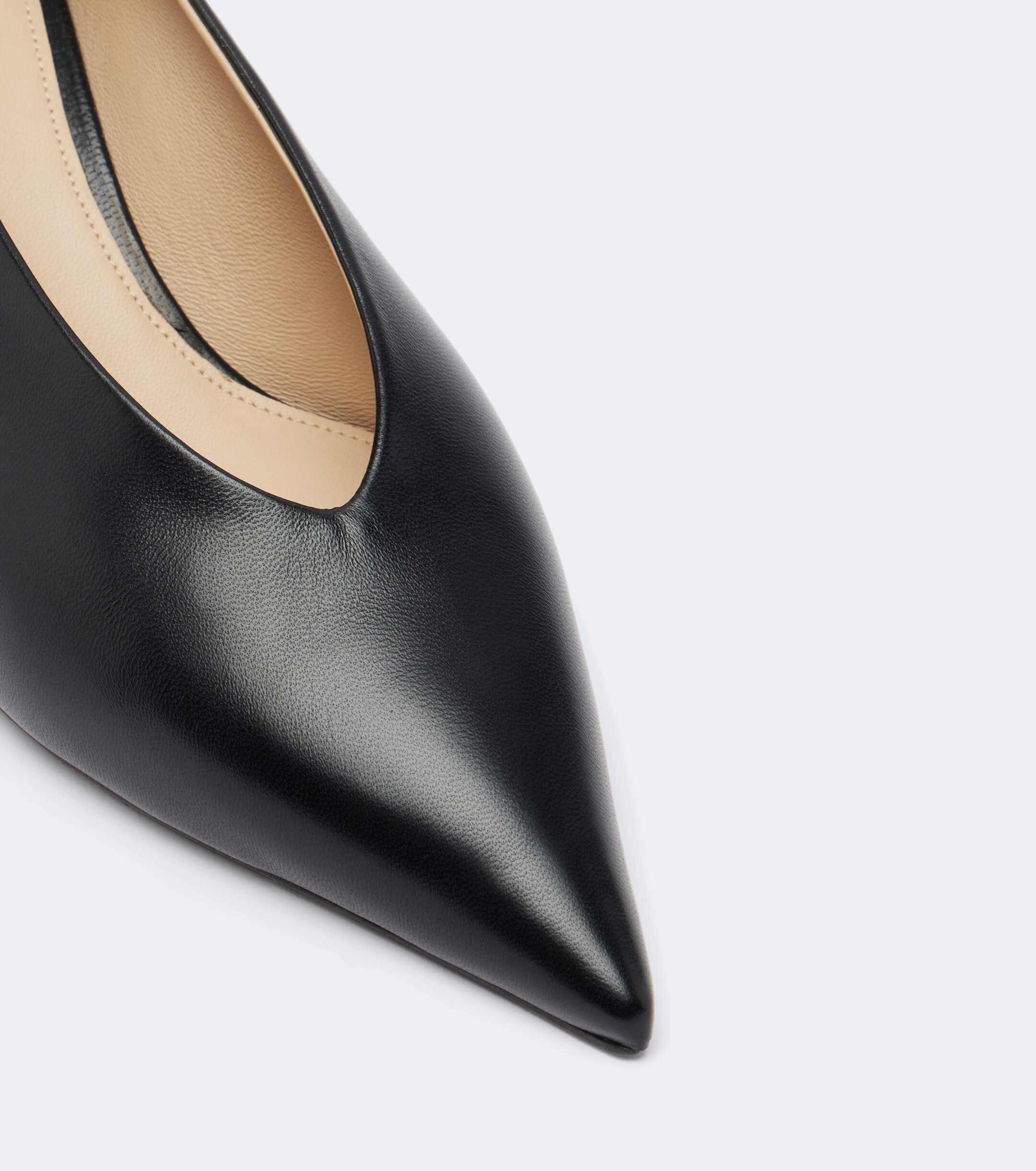 LE MONDE BERYL Le Monde Béryl Babouche leather pumps