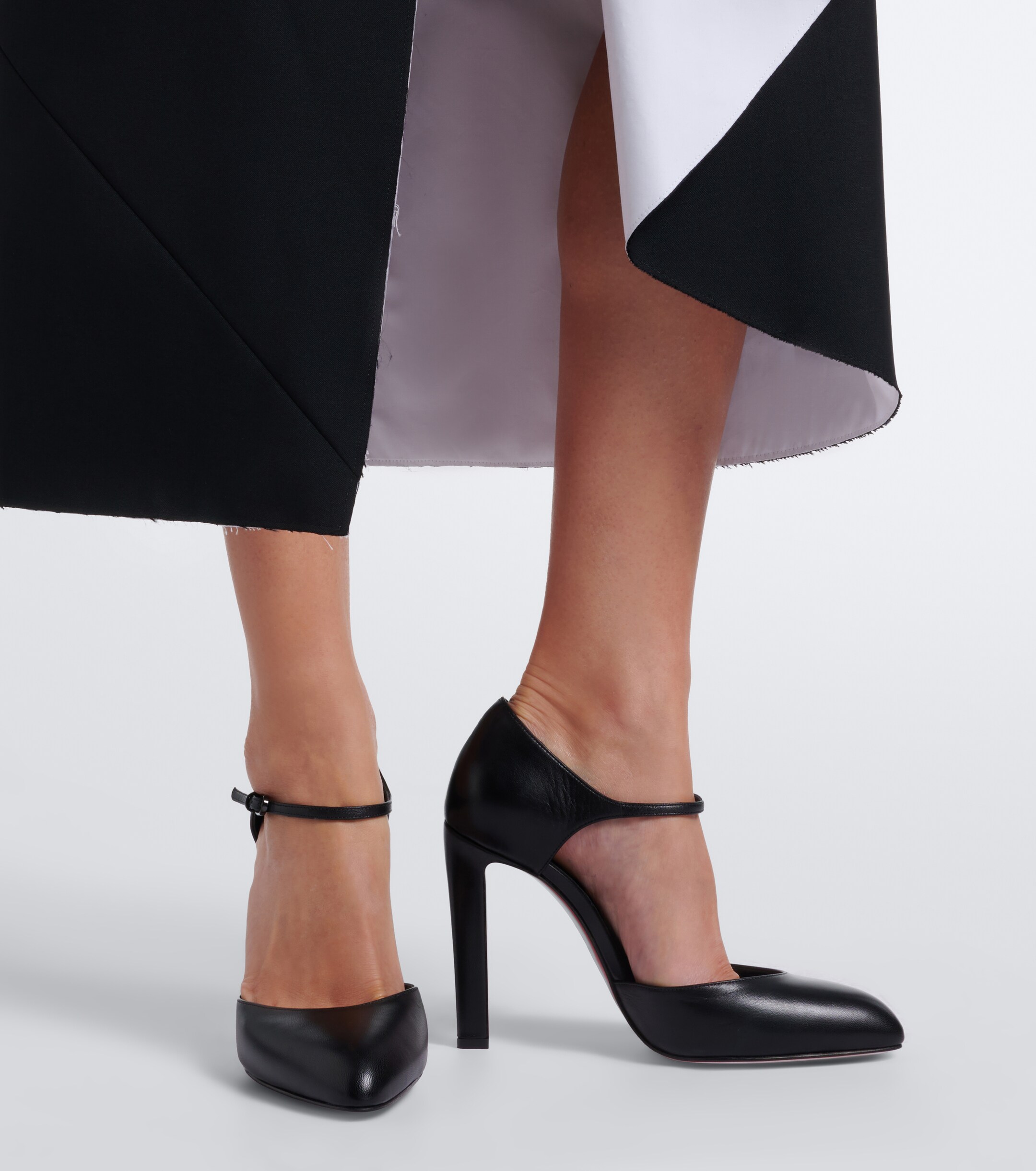 CHRISTIAN LOUBOUTIN Christian Louboutin Fanny leather pumps