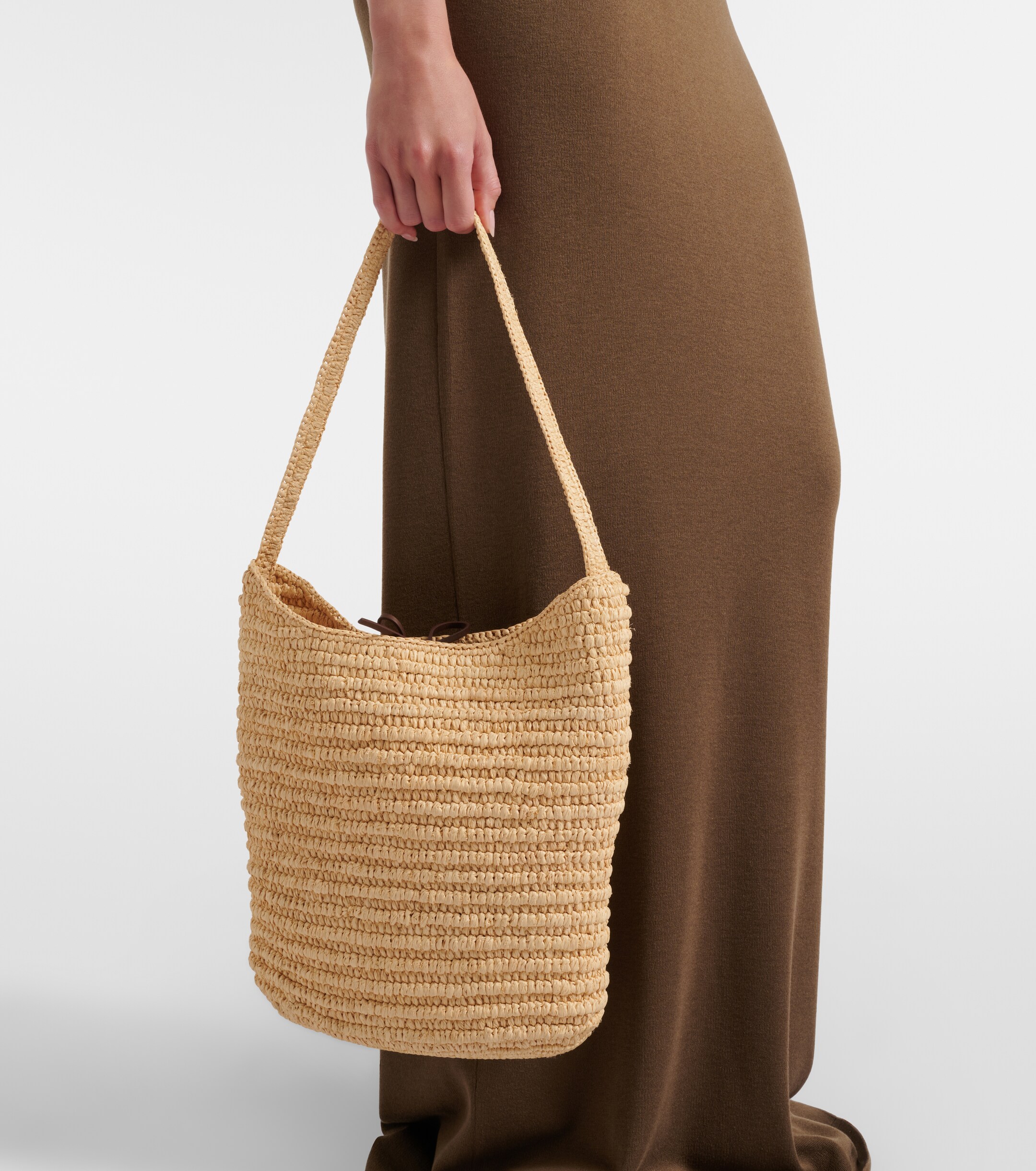 The Row The Row Alma Medium raffia shoulder bag