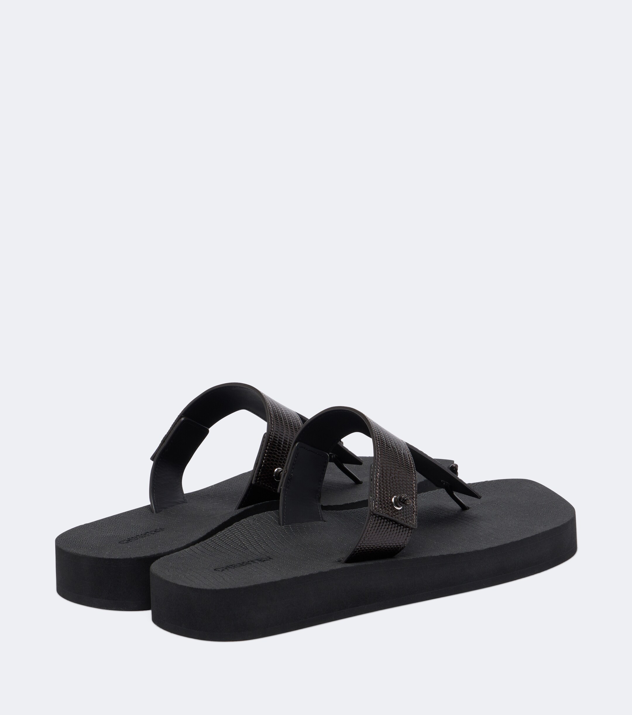 Christen Christen Edge leather thong sandals