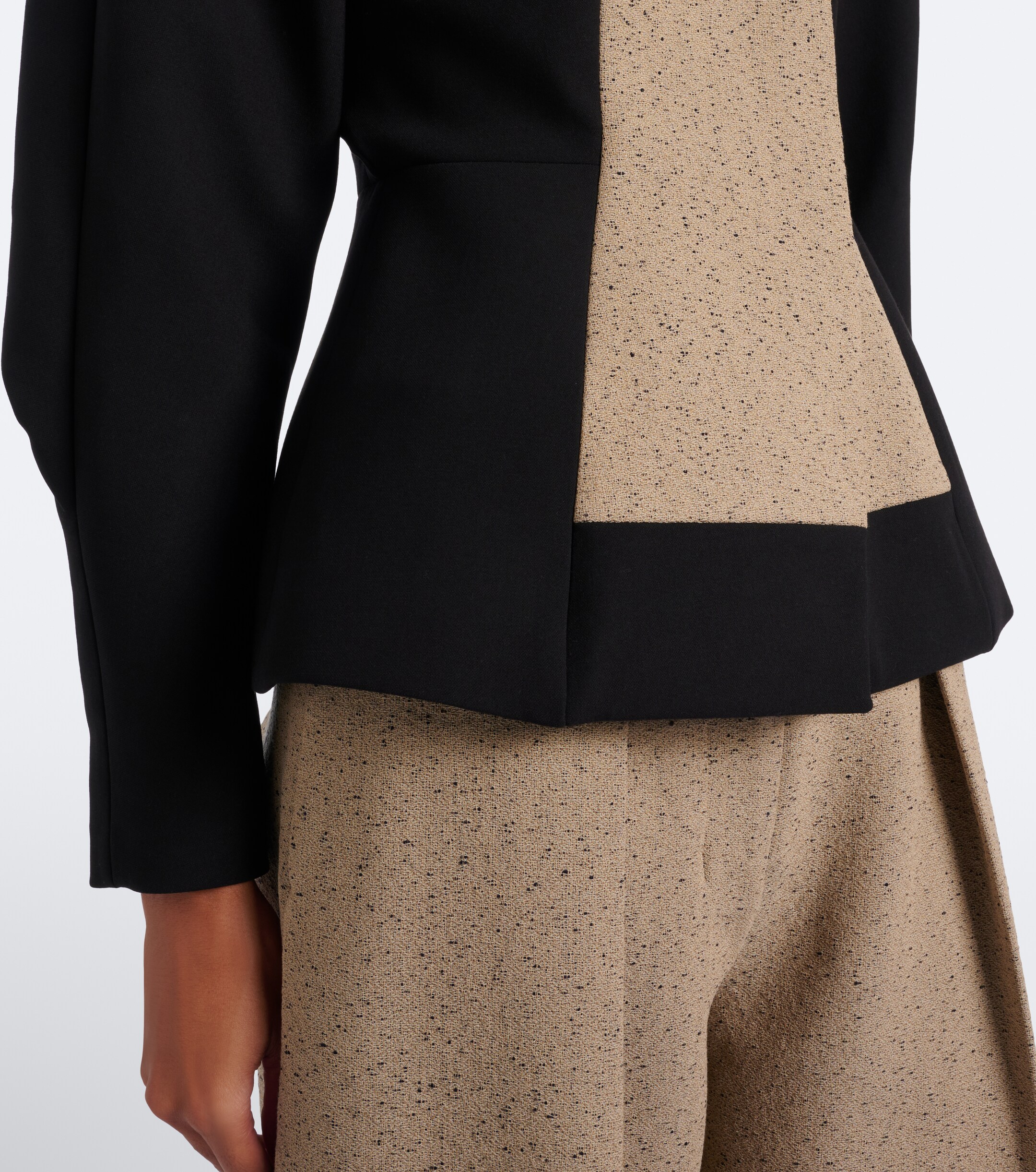 Jacquemus Jacquemus Paloma paneled cotton and wool-blend jacket