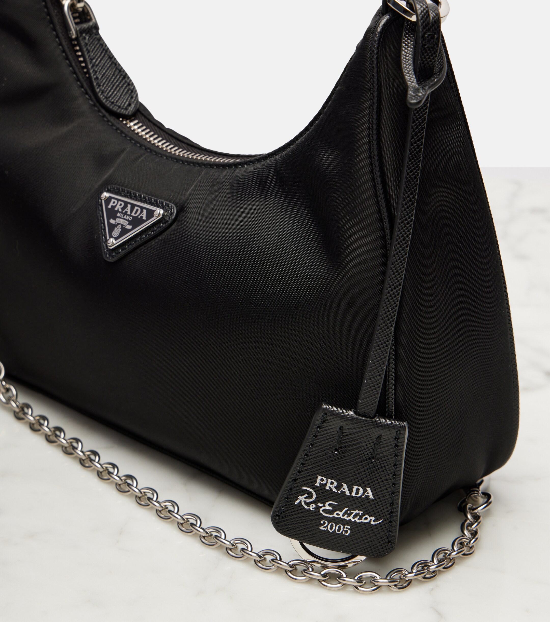 Prada Prada Re-Edition 2005 shoulder bag