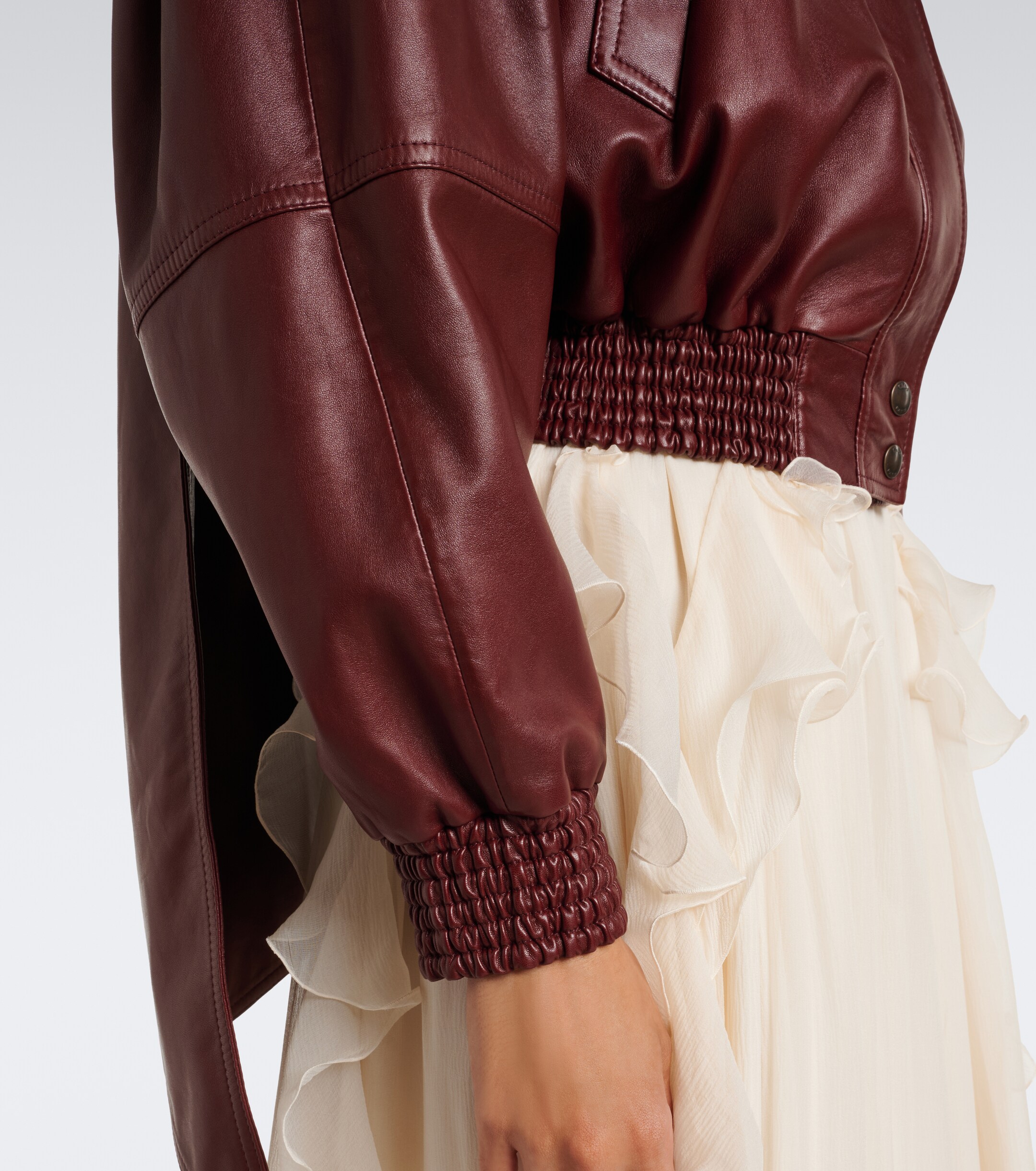 Chloé Chloé Cropped leather bomber jacket