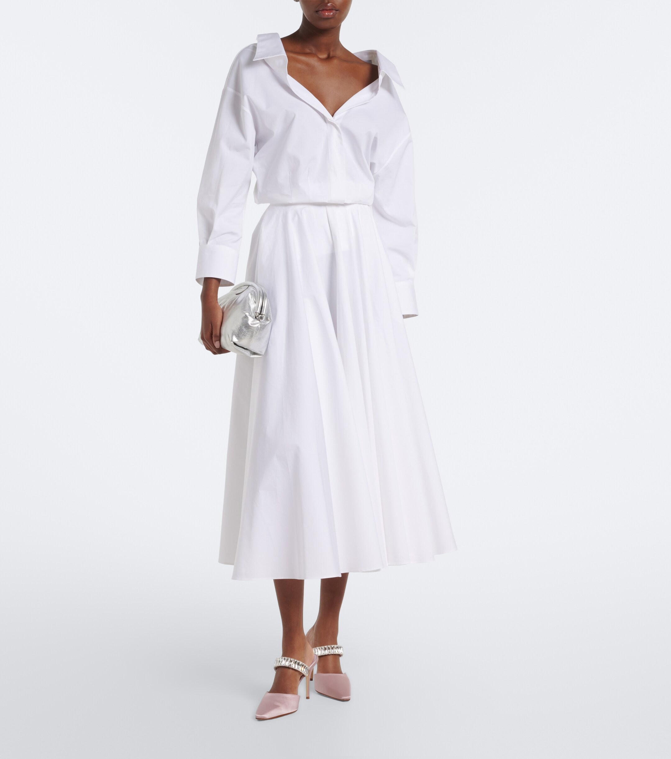 MANOLO BLAHNIK Manolo Blahnik Zumbon embellished satin mules