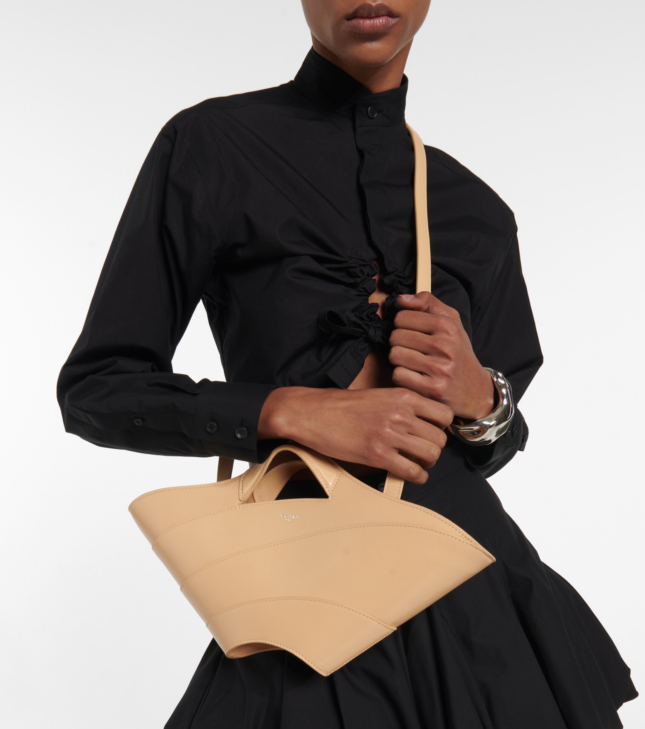 Alaïa Khaima Small leather tote bag
