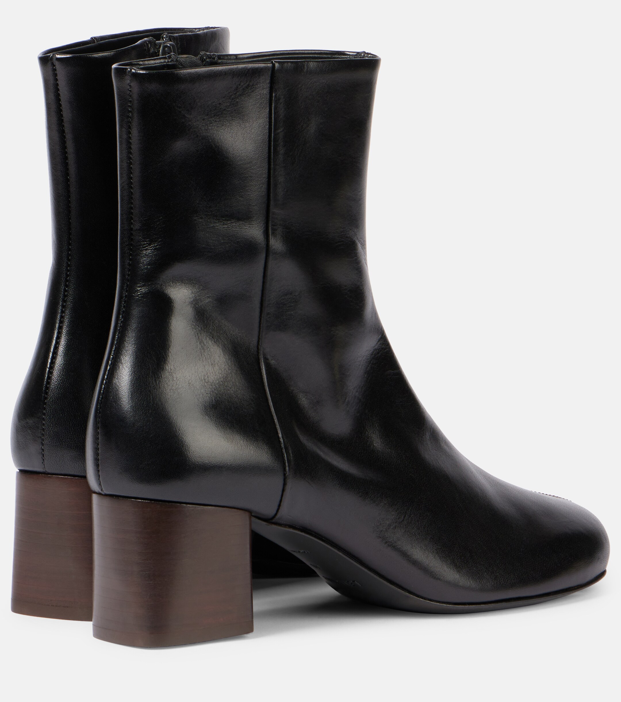 Lemaire Anatomic 55 leather ankle boots
