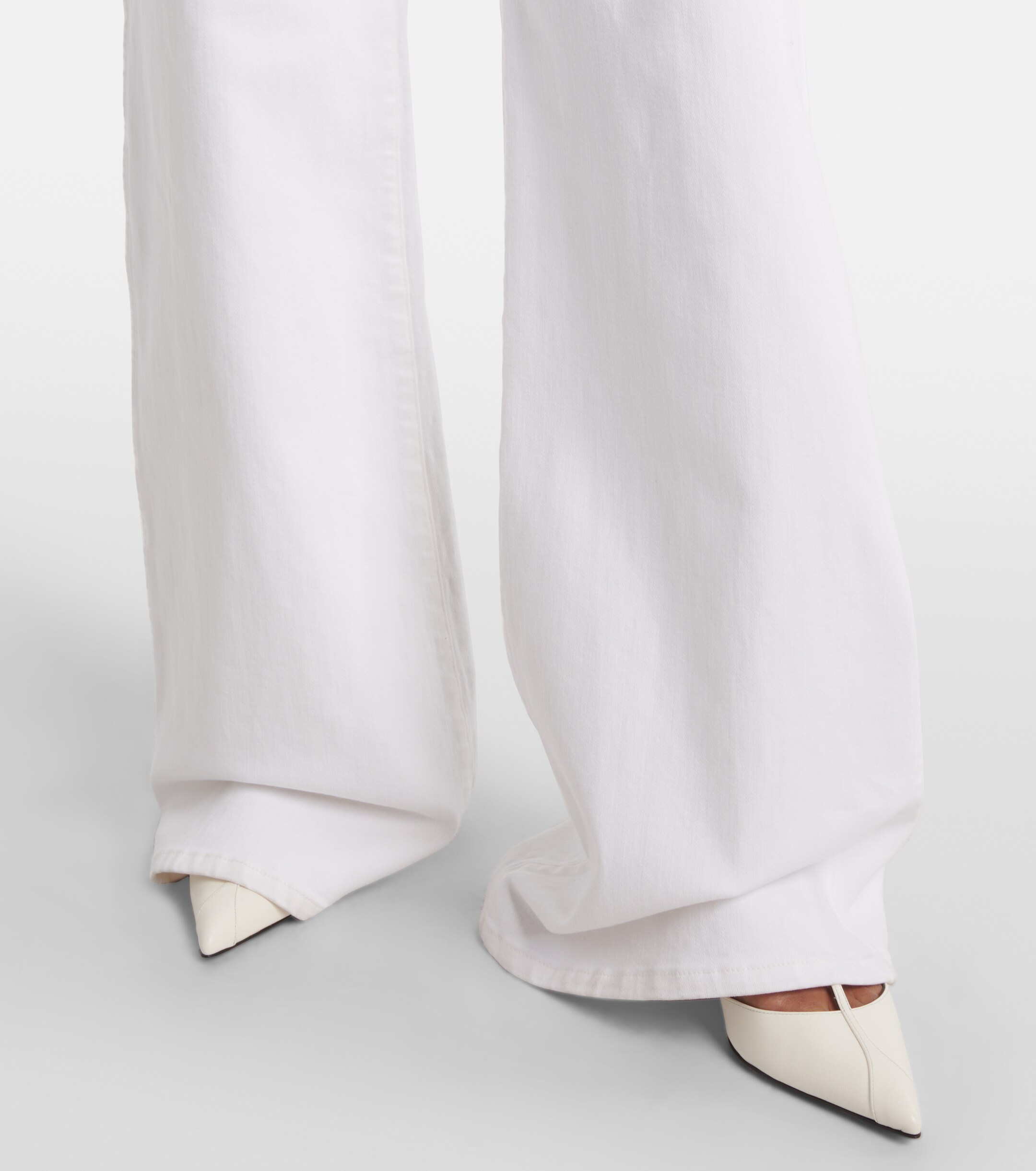 KHAITE Dane flared jeans