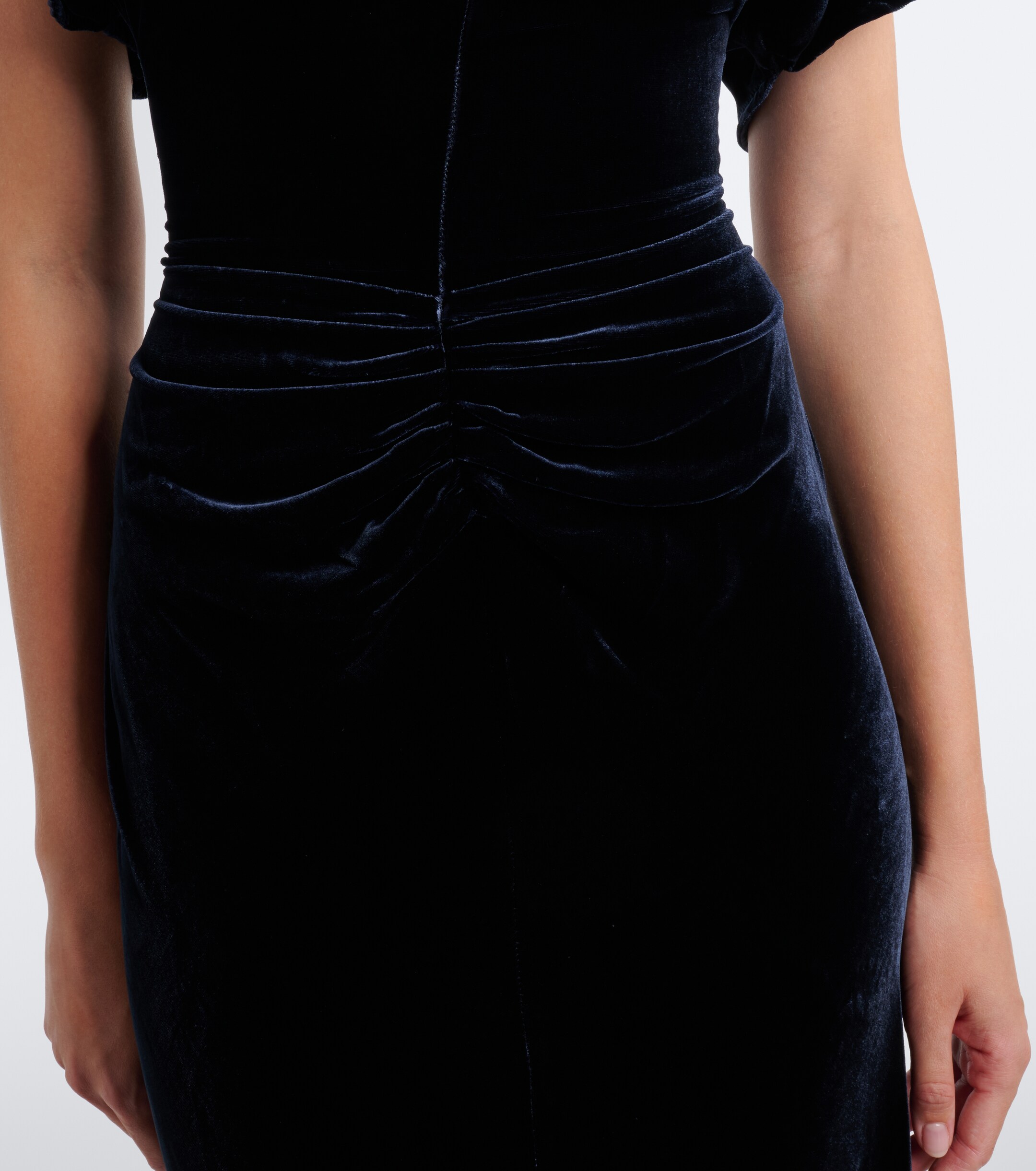 Victoria Beckham Victoria Beckham Isabella velvet gown