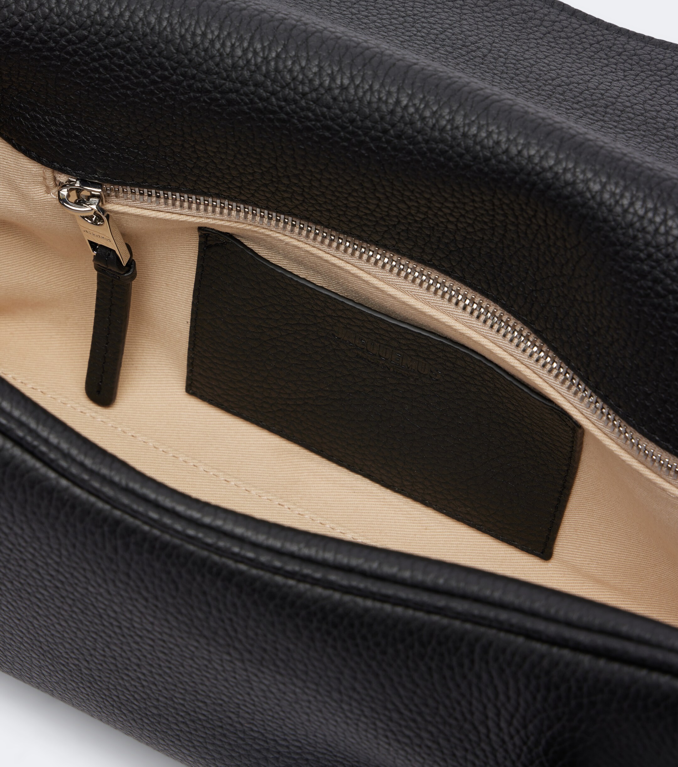 Jacquemus Jacquemus Turismo Long leather shoulder bag