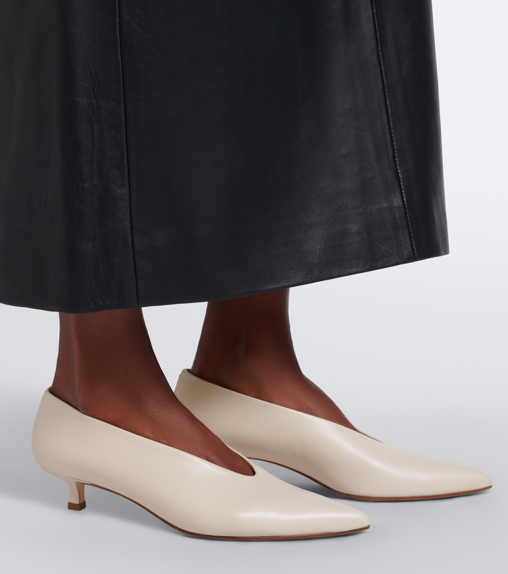 AEYDE Aeyde Clara leather pumps