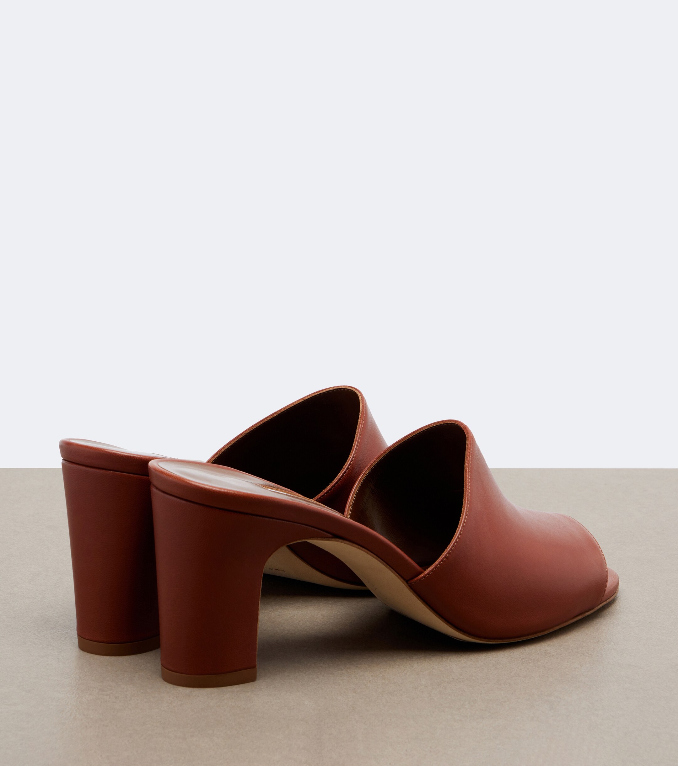 MANOLO BLAHNIK Manolo Blahnik Rapalla leather mules