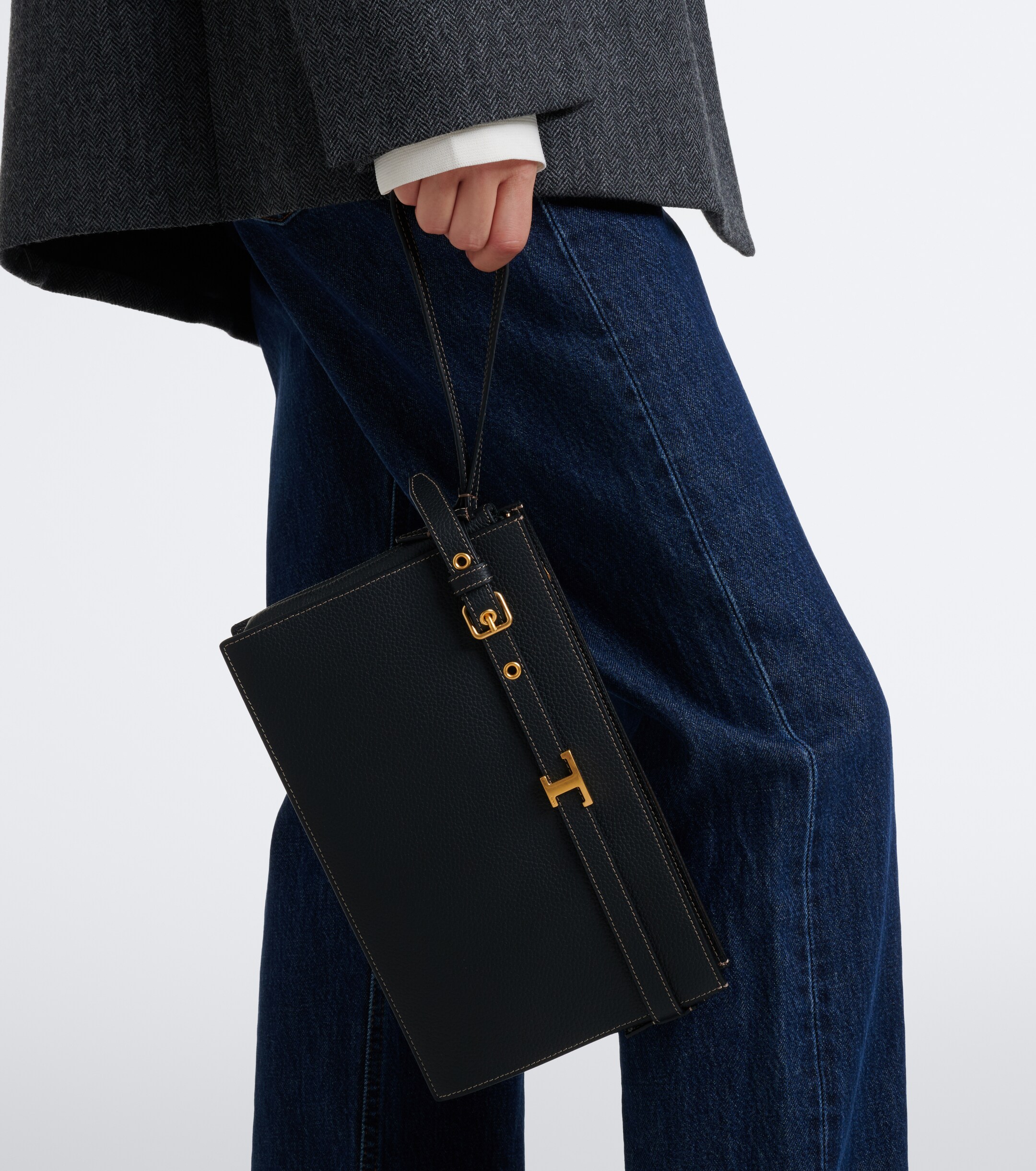 Tod's Tod's T Signature Small leather clutch