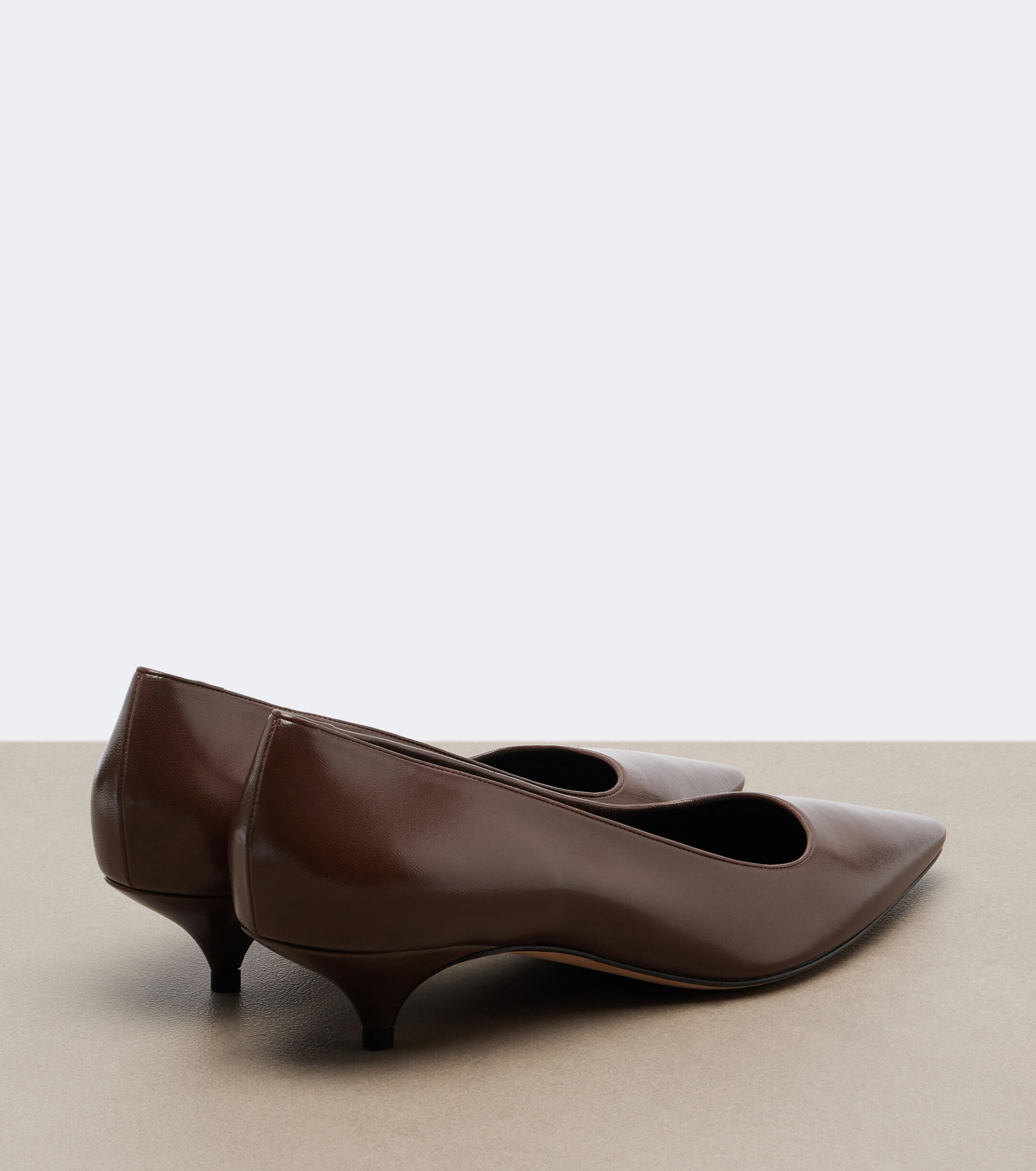 The Row The Row Liisa leather pumps
