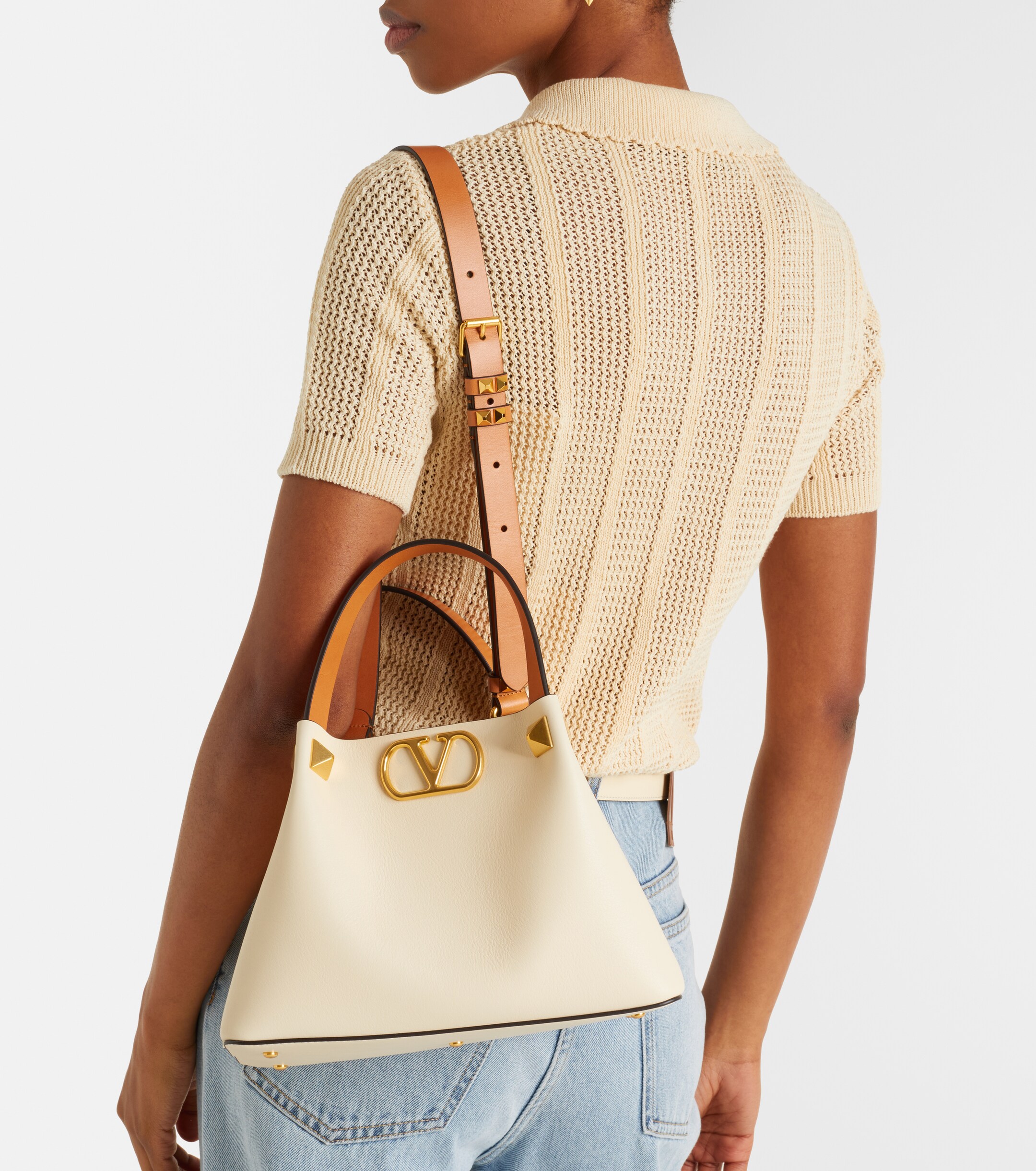 Valentino Garavani VLogo Small leather top-handle bag thumbnail