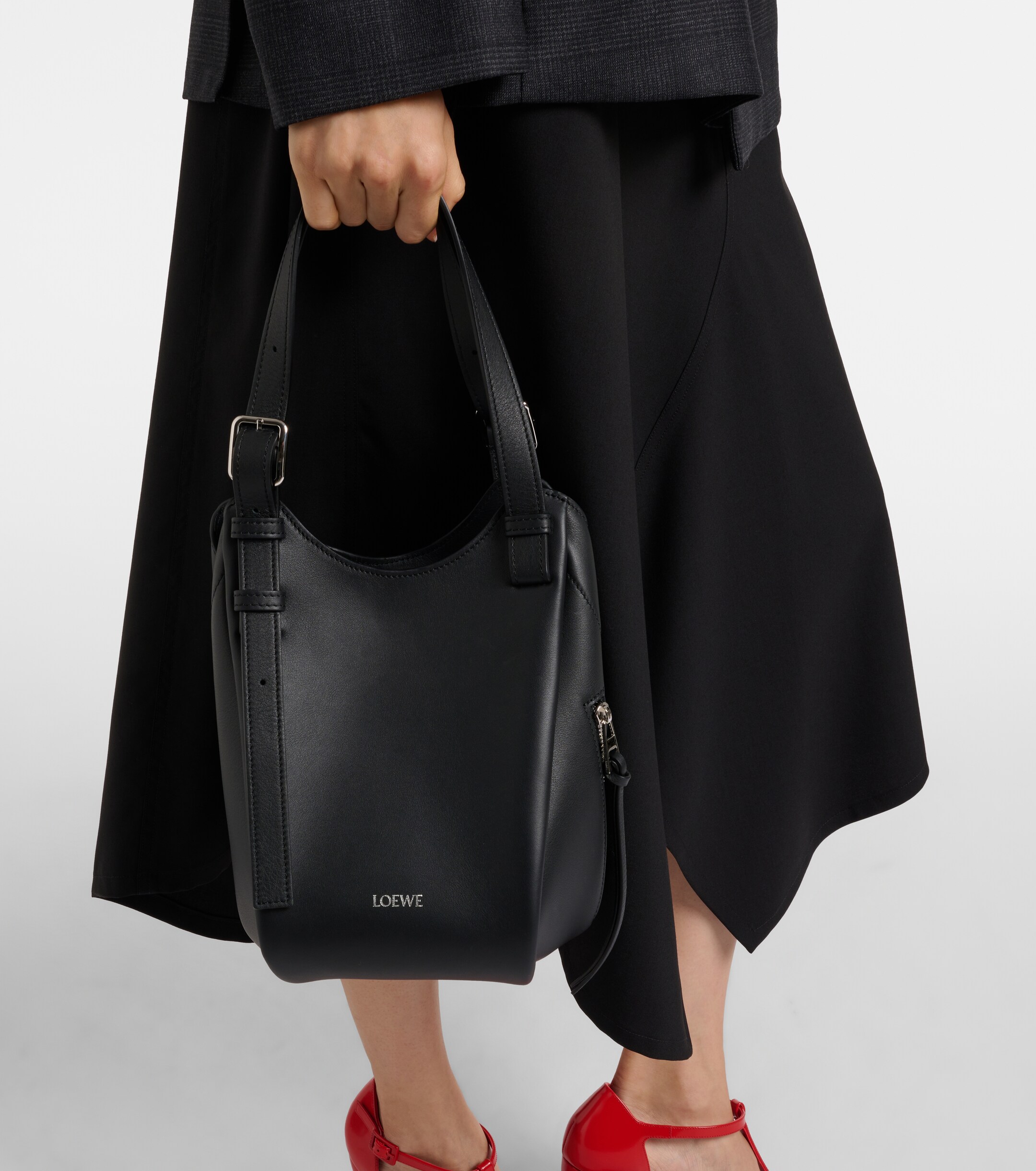 Loewe Hammock Flip Medium leather tote bag