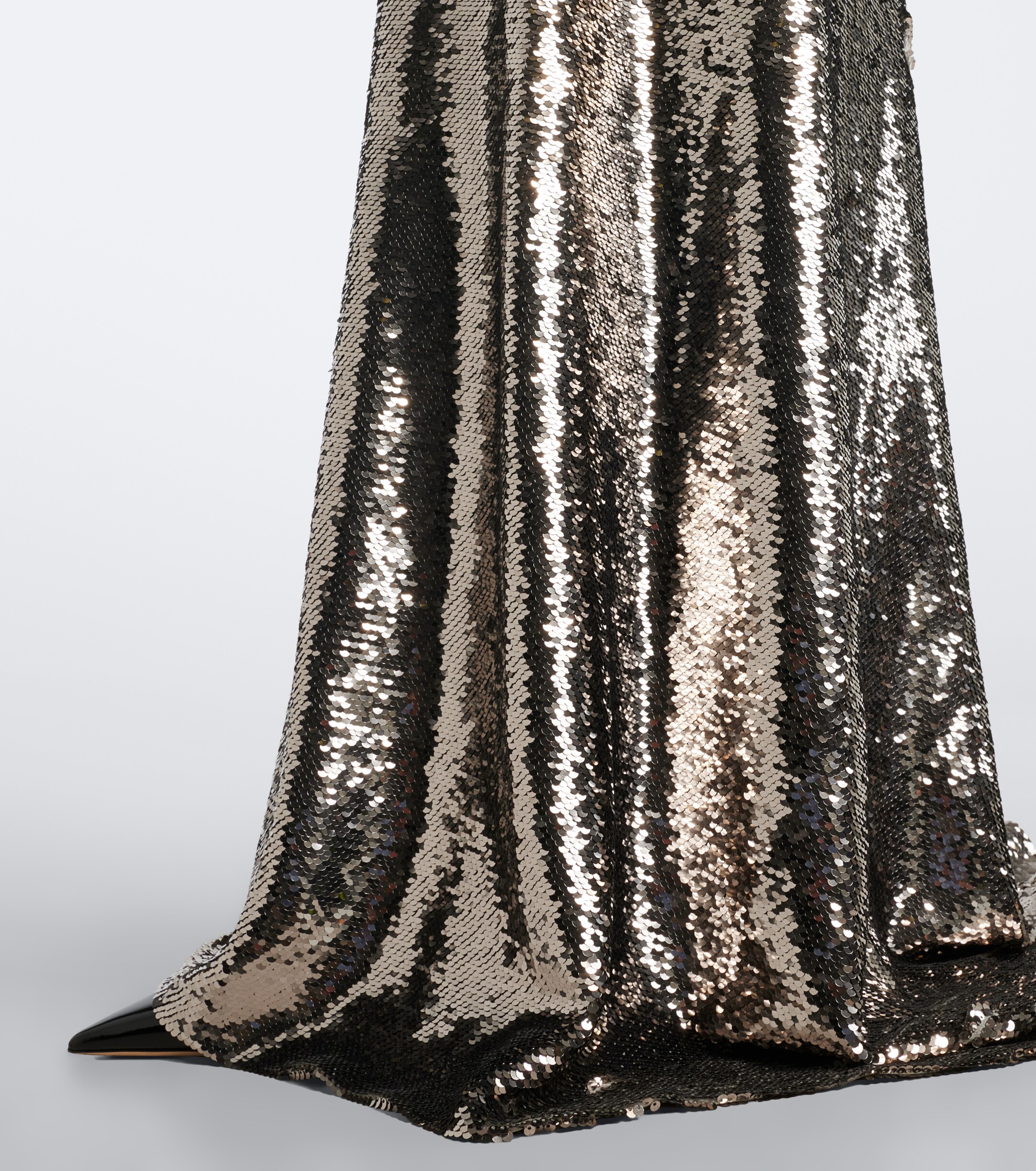 Monique Lhuillier Monique Lhuillier Sequined velvet-paneled off-shoulder gown